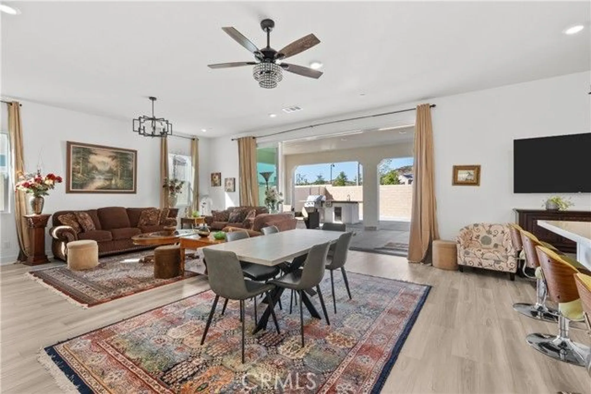 Property Slideshow image 10 of 46 | 24513 via sendero, Valencia, CA, 91354