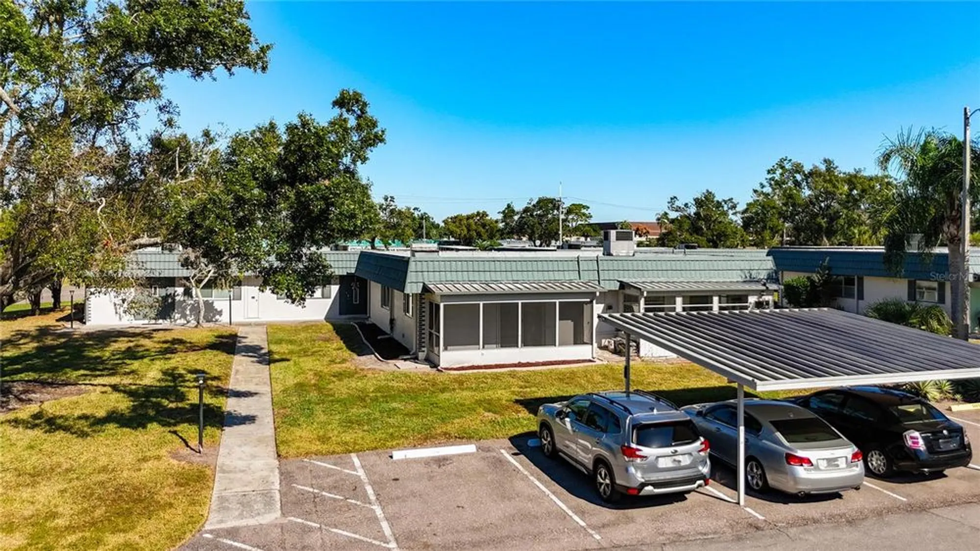 Property Slideshow image 31 of 39 | 1811 bedford ln 166, Sun City Center, FL, 33573