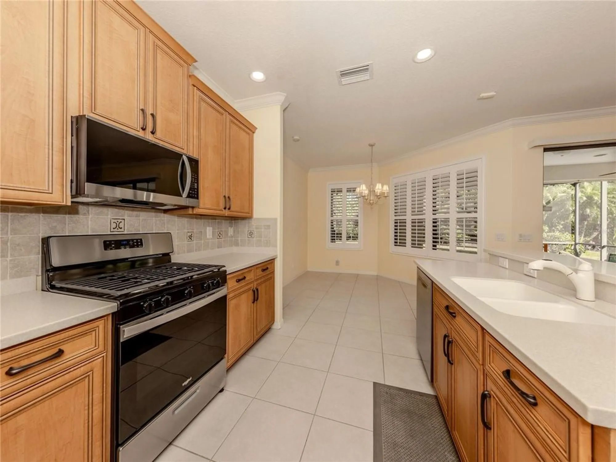 Property Slideshow image 4 of 55 | 4238 mackay falls ter, Sarasota, FL, 34243