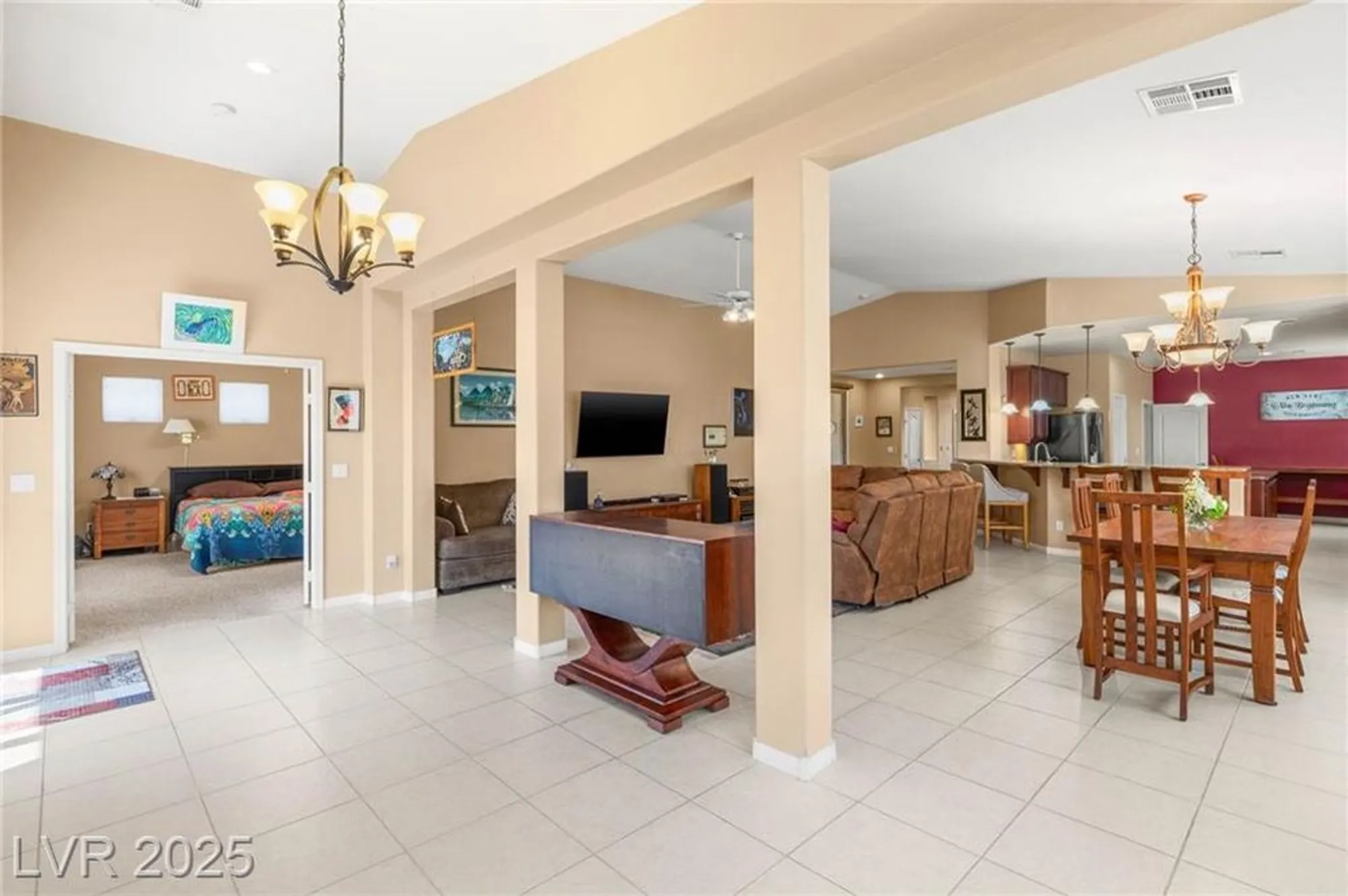 Property Slideshow image 18 of 39 | 5805 hannah brook st, North Las Vegas, NV, 89081