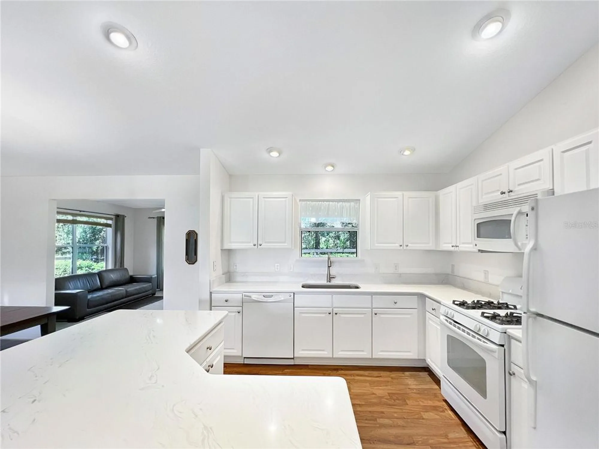 Property Slideshow image 11 of 50 | 2074 harston trl, The Villages, FL, 32162