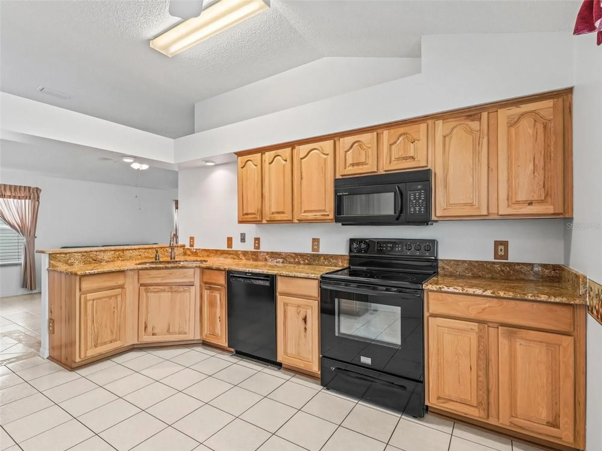 Property Slideshow image 17 of 42 | 1142 w boone ct, The Villages, FL, 32159