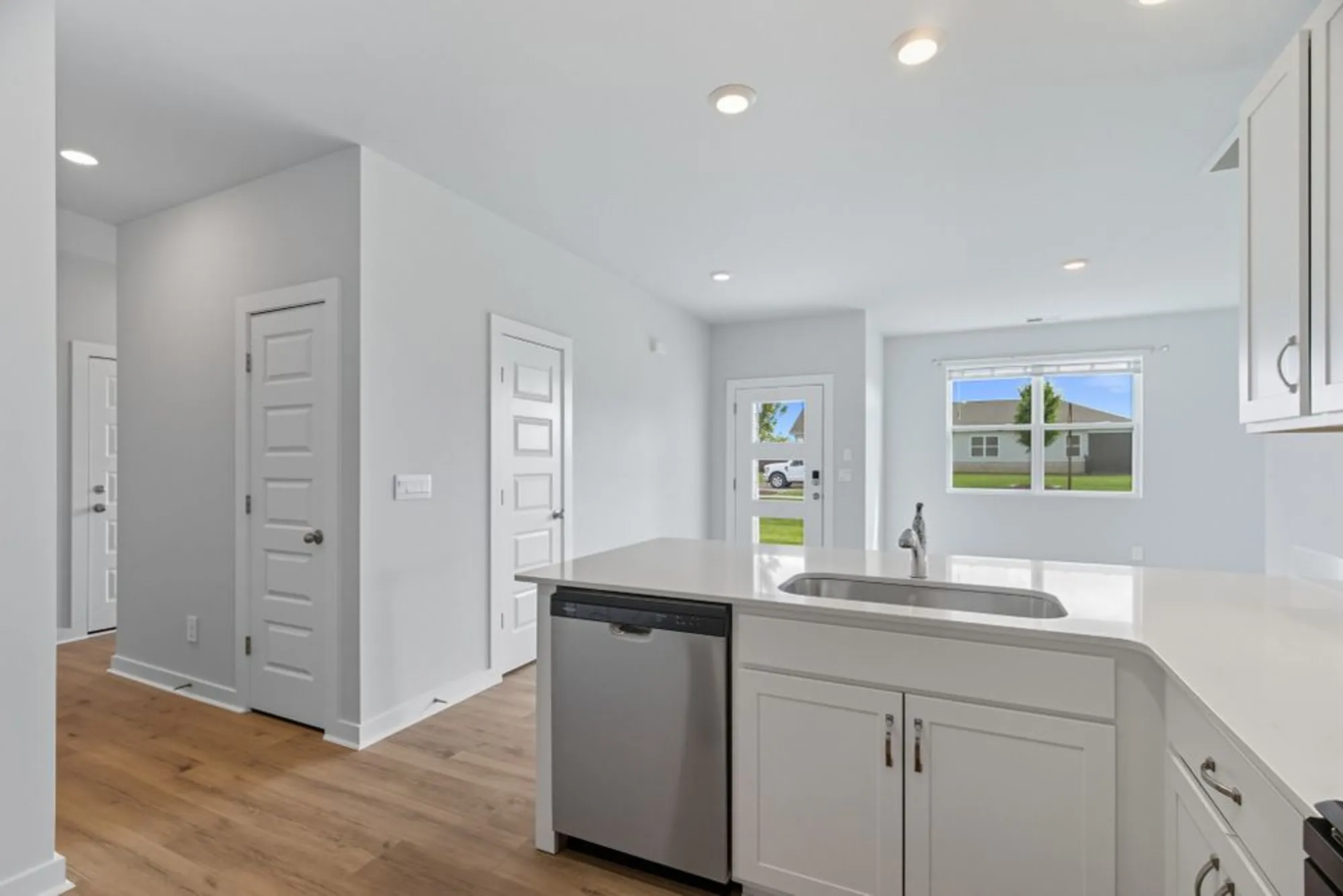 Property Slideshow image 12 of 29 | 2005 holmesburg pvt cir, Gallatin, TN, 37066