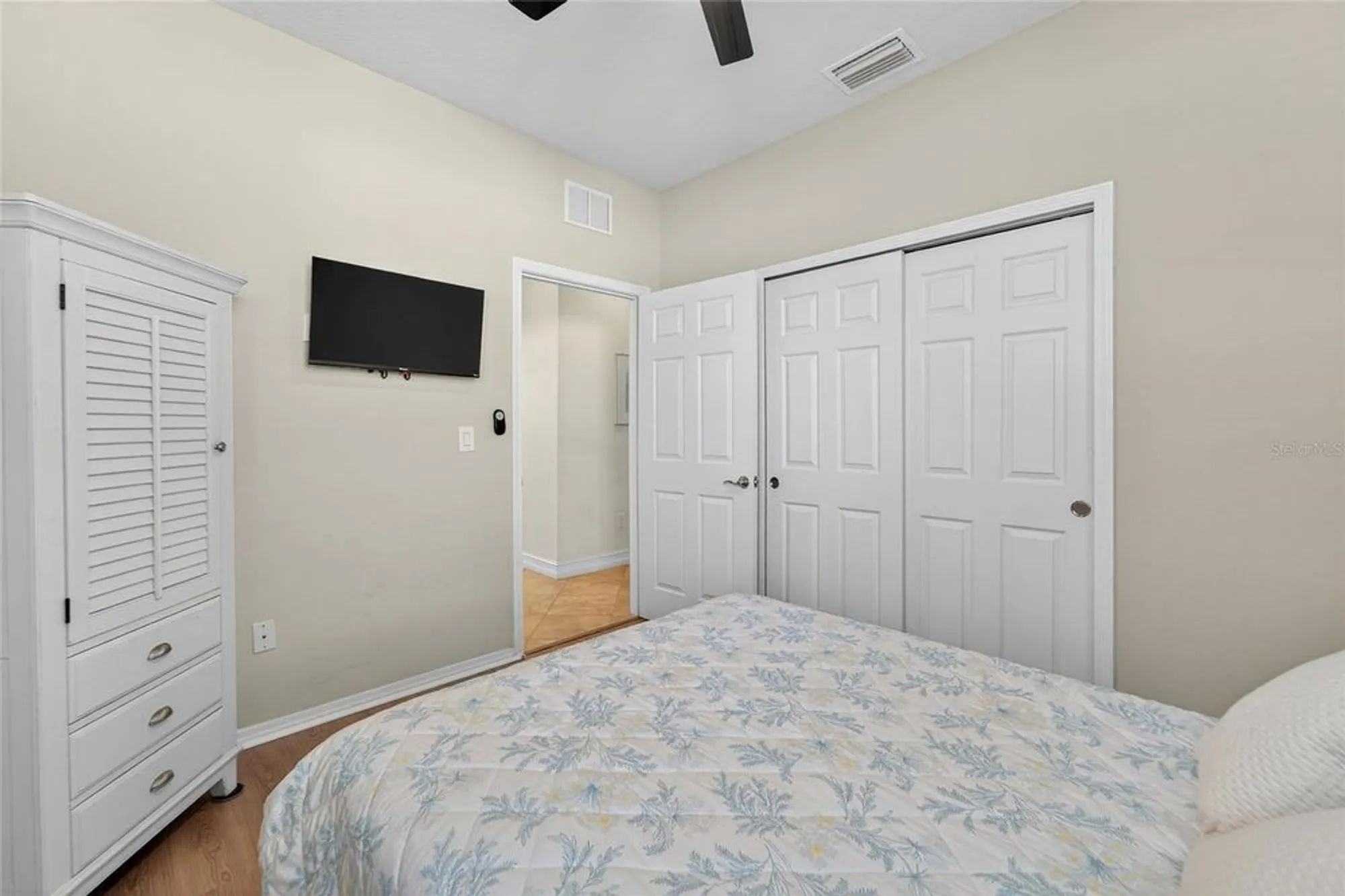 Property Slideshow image 34 of 72 | 420 cedar falls dr, Apollo Beach, FL, 33572