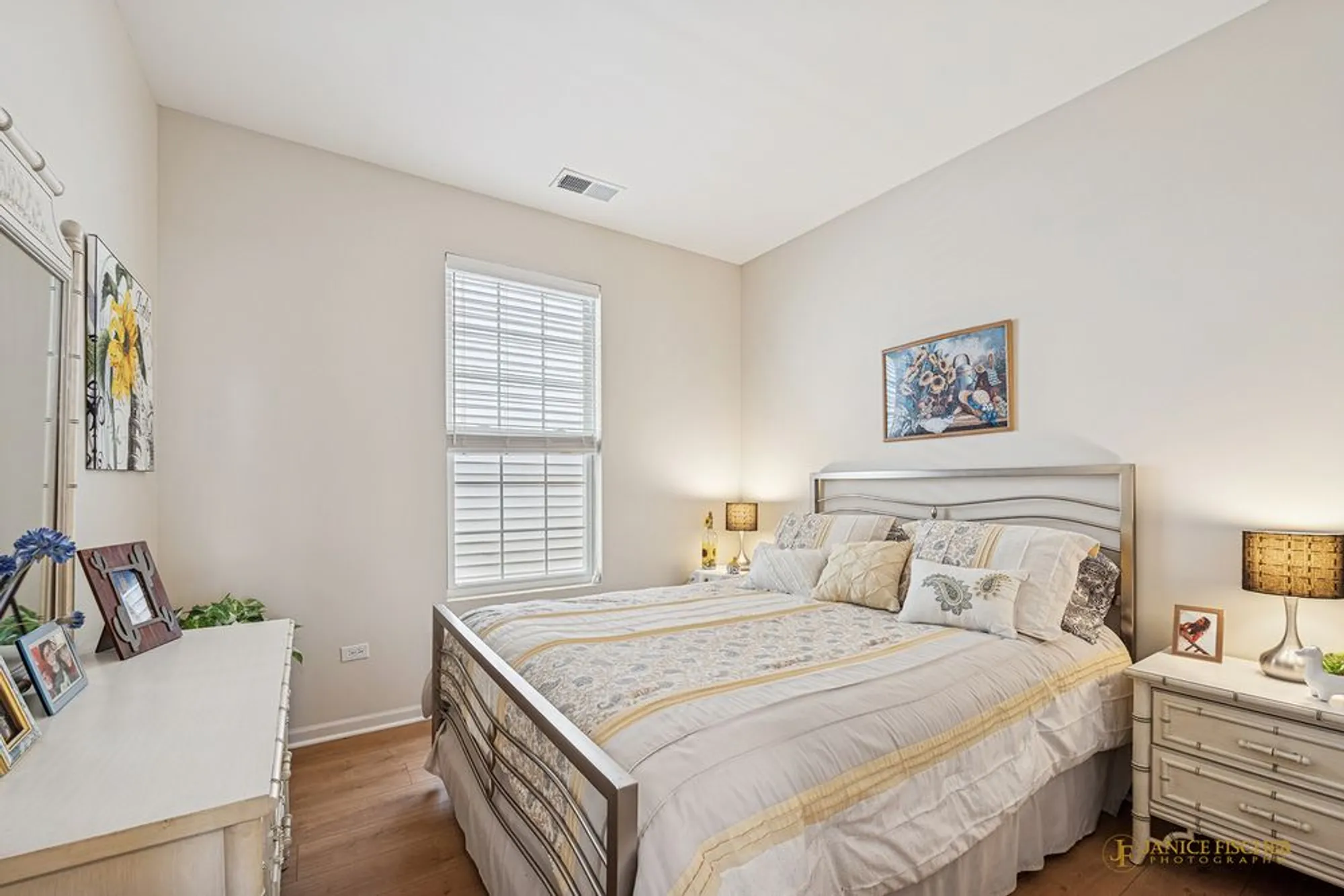 Property Slideshow image 17 of 21 | 13463 morgan way, Huntley, IL, 60142