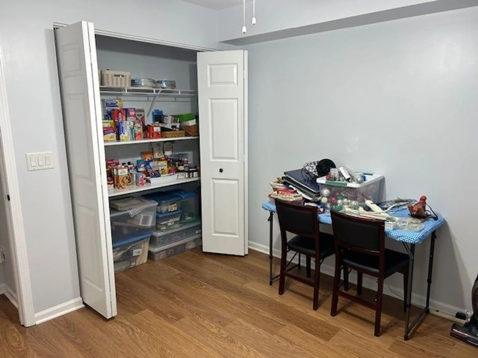 Property Slideshow image 16 of 46 | 13931 s bristlecone ln a, Plainfield, IL, 60544