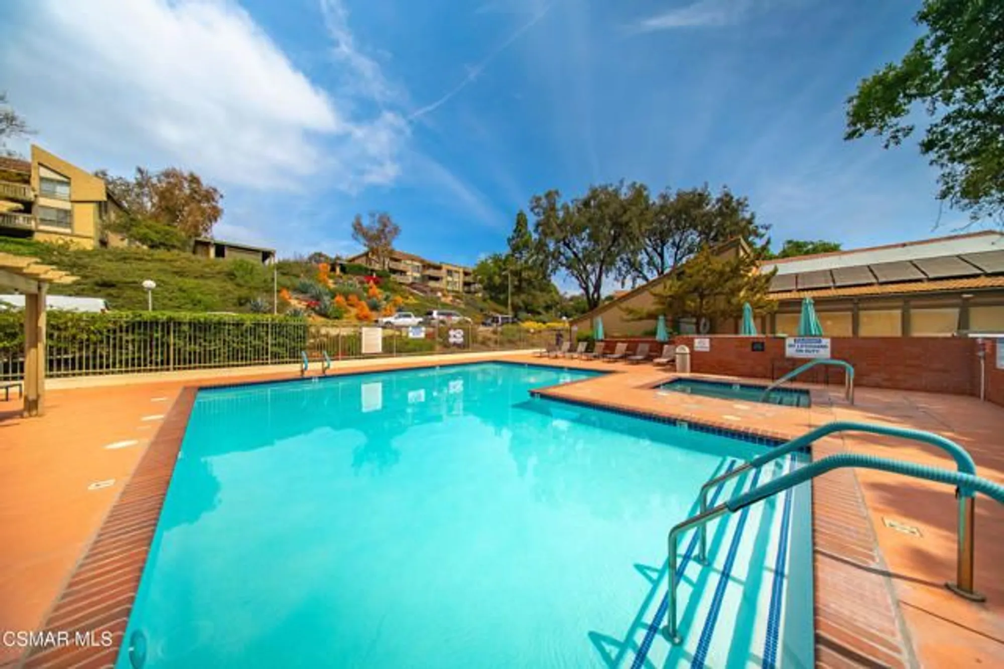 Property Slideshow image 27 of 30 | 245 oakleaf dr apt 205, Thousand Oaks, CA, 91360