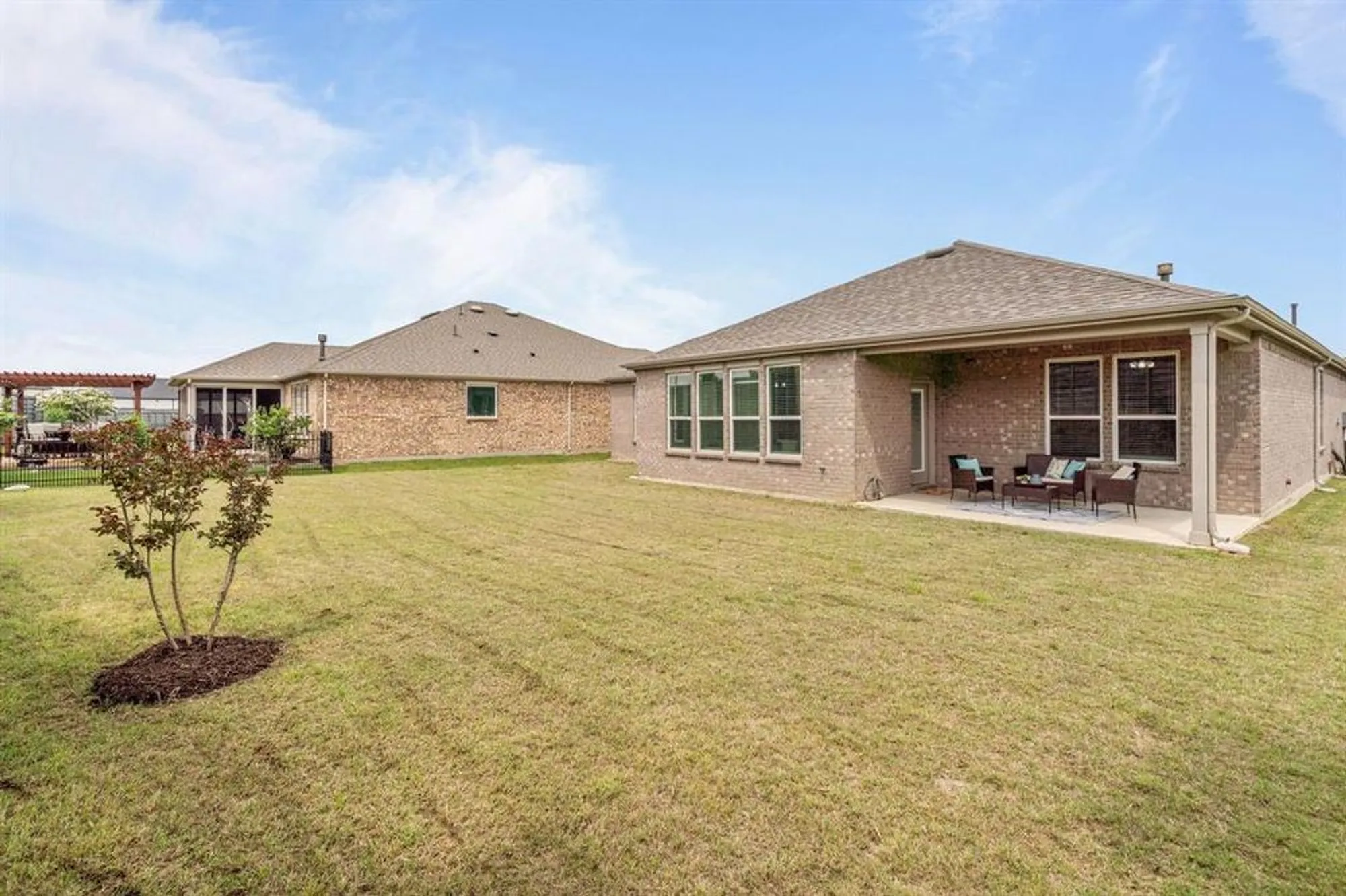 Property Slideshow image 30 of 40 | 712 freedom ln, Aubrey, TX, 76227