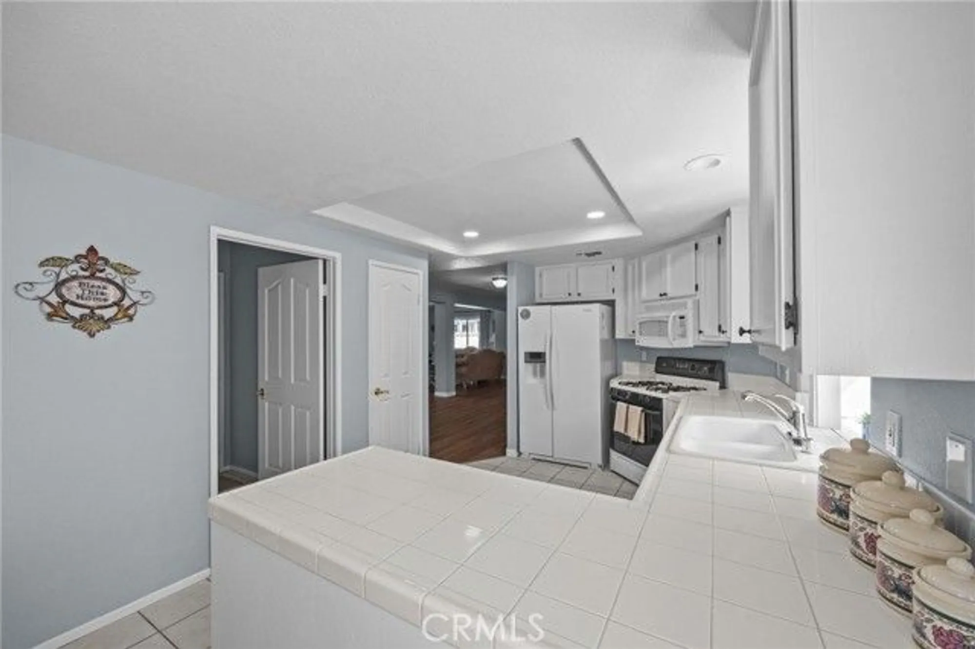 Property Slideshow image 13 of 44 | 40430 via francisco, Murrieta, CA, 92562