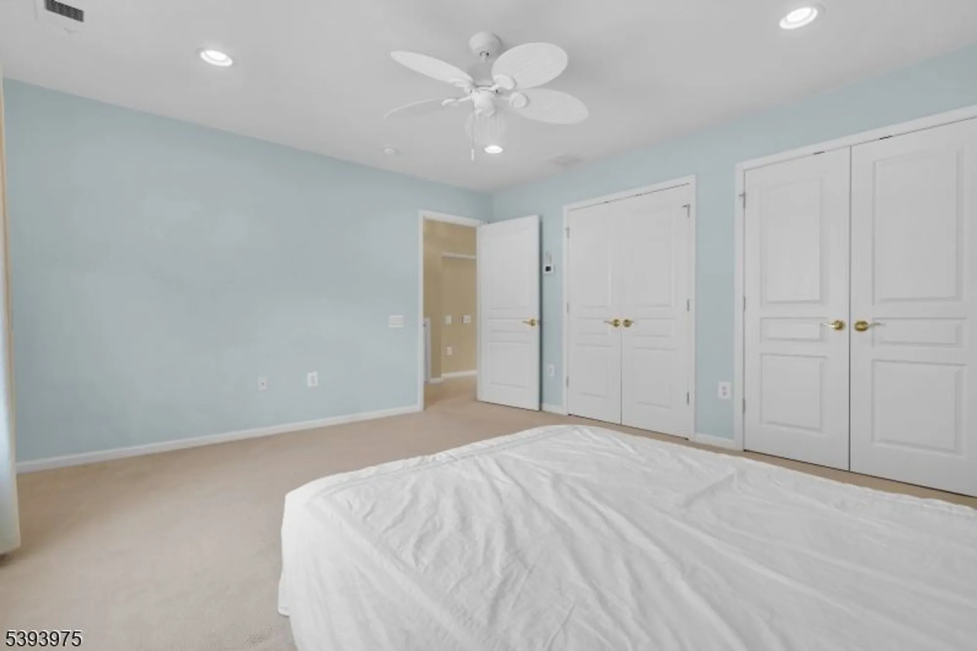 Property Slideshow image 45 of 50 | 236 knollcrest ct, Somerset, NJ, 08873