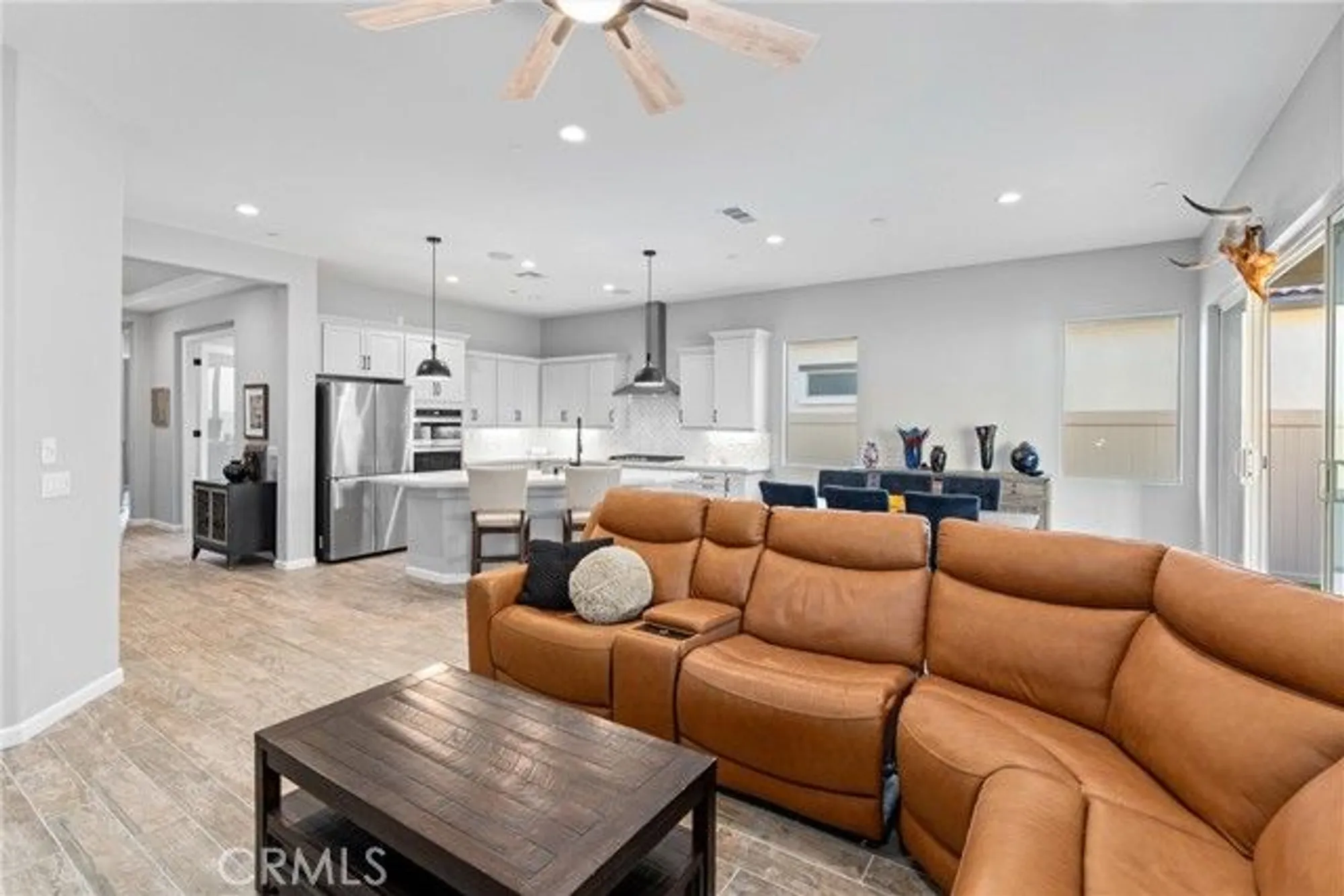 Property Slideshow image 11 of 38 | 11974 sagecrest ct, Corona, CA, 92883