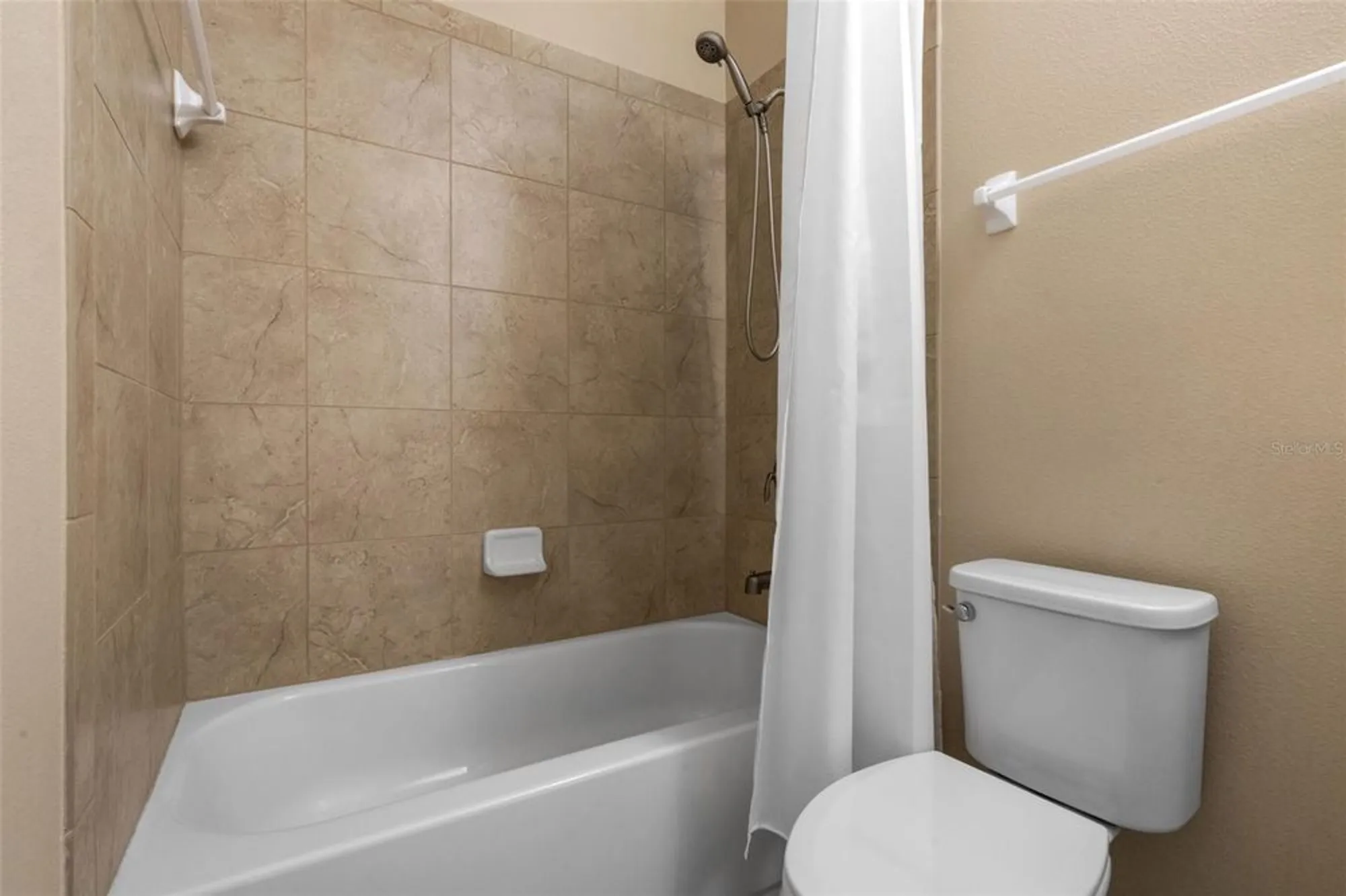 Property Slideshow image 26 of 67 | 2602 stargrass cir, Clermont, FL, 34715