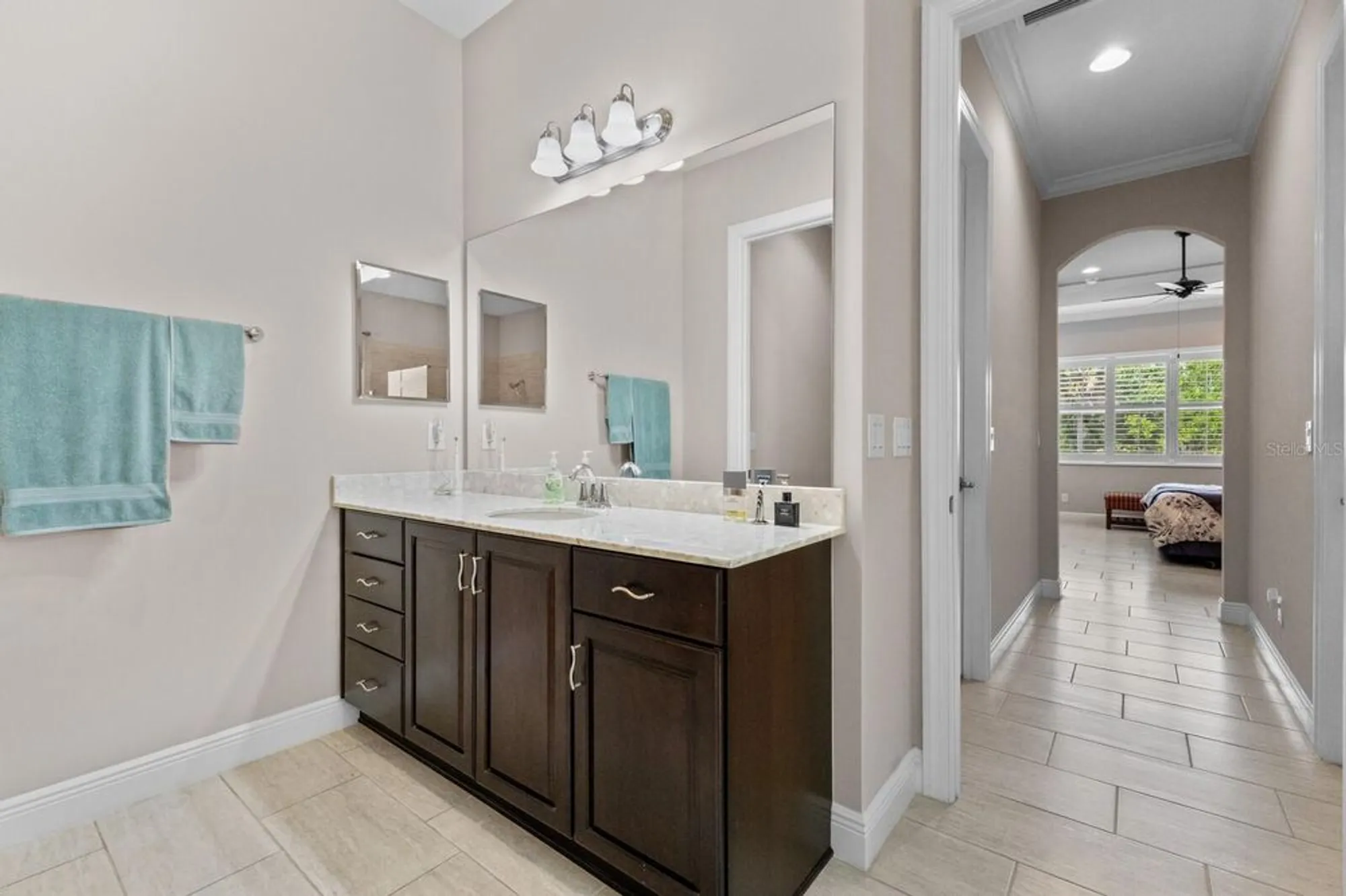 Property Slideshow image 38 of 94 | 5209 lake overlook ave, Bradenton, FL, 34208