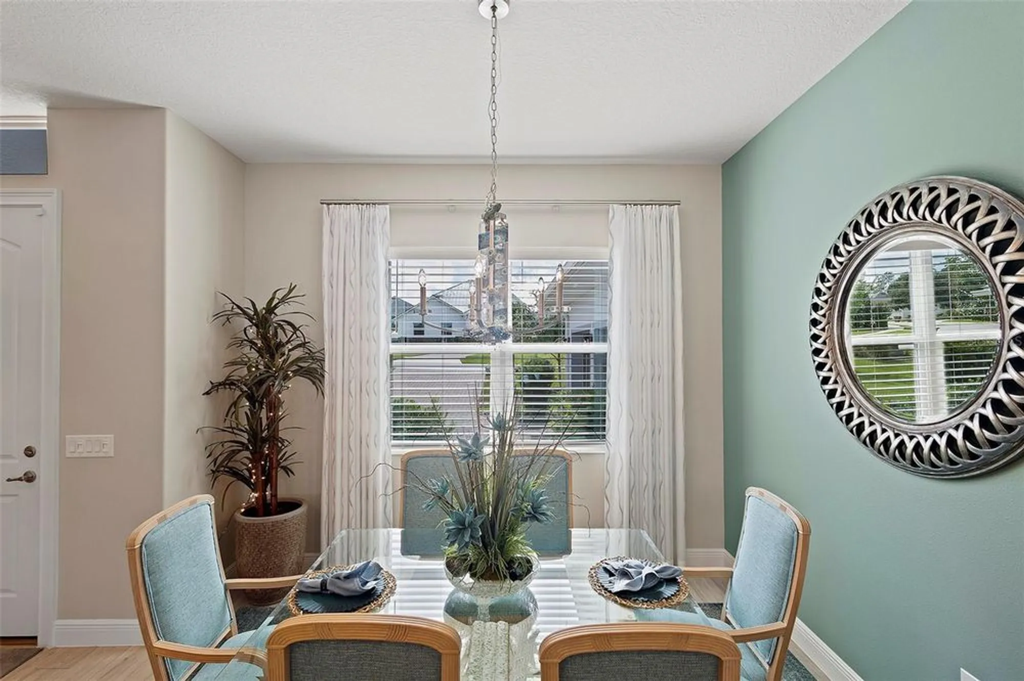 Property Slideshow image 13 of 70 | 5132 greens dr, Lady Lake, FL, 32159