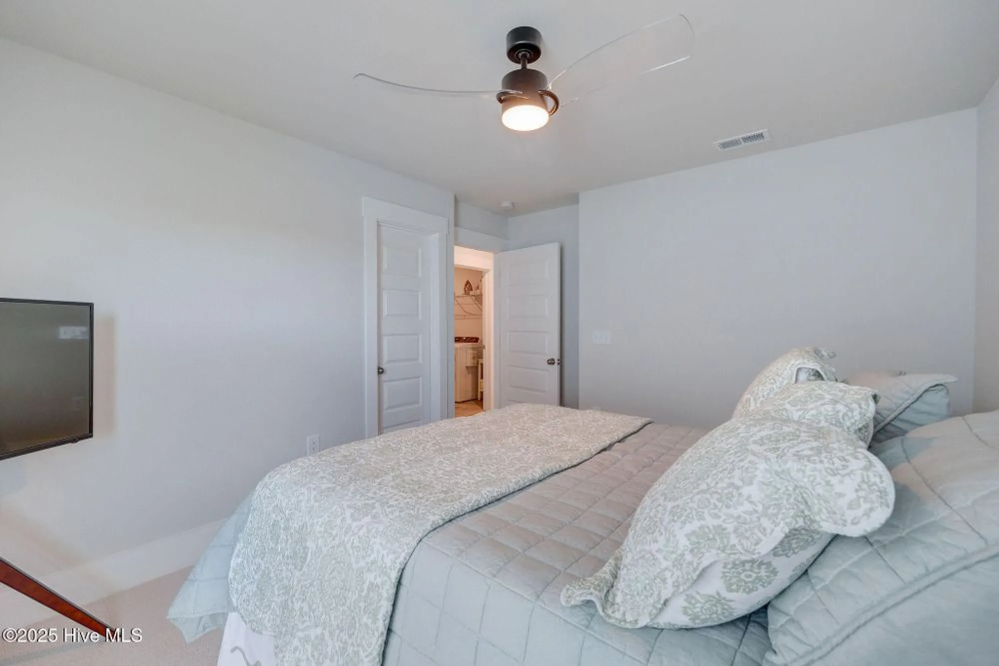 Property Slideshow image 39 of 109 | 1368 trisail ter, Wilmington, NC, 28412