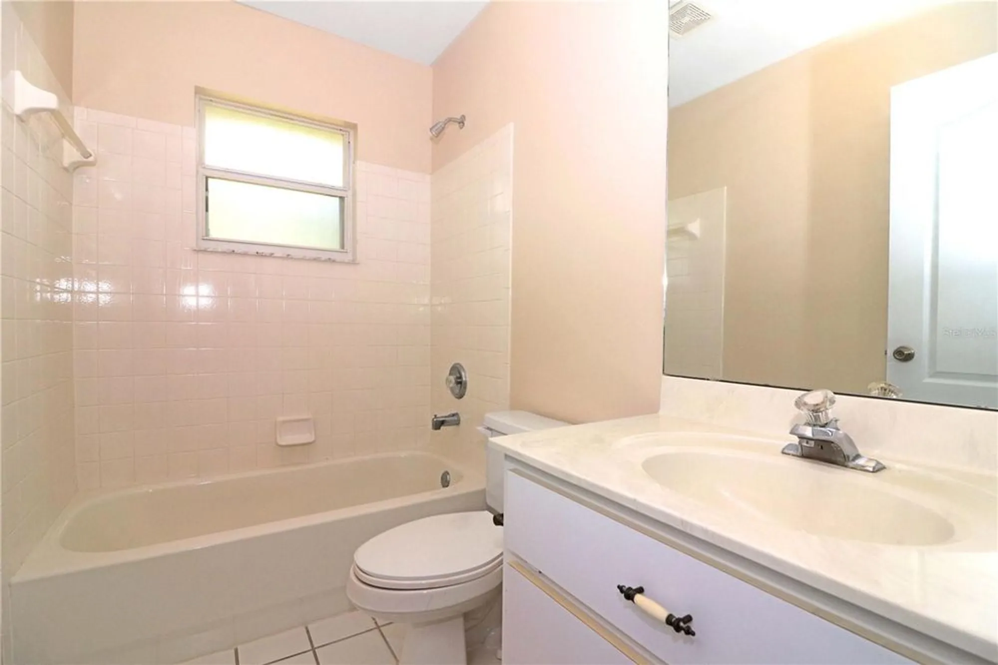 Property Slideshow image 10 of 35 | 21502 king henry ave, Leesburg, FL, 34748