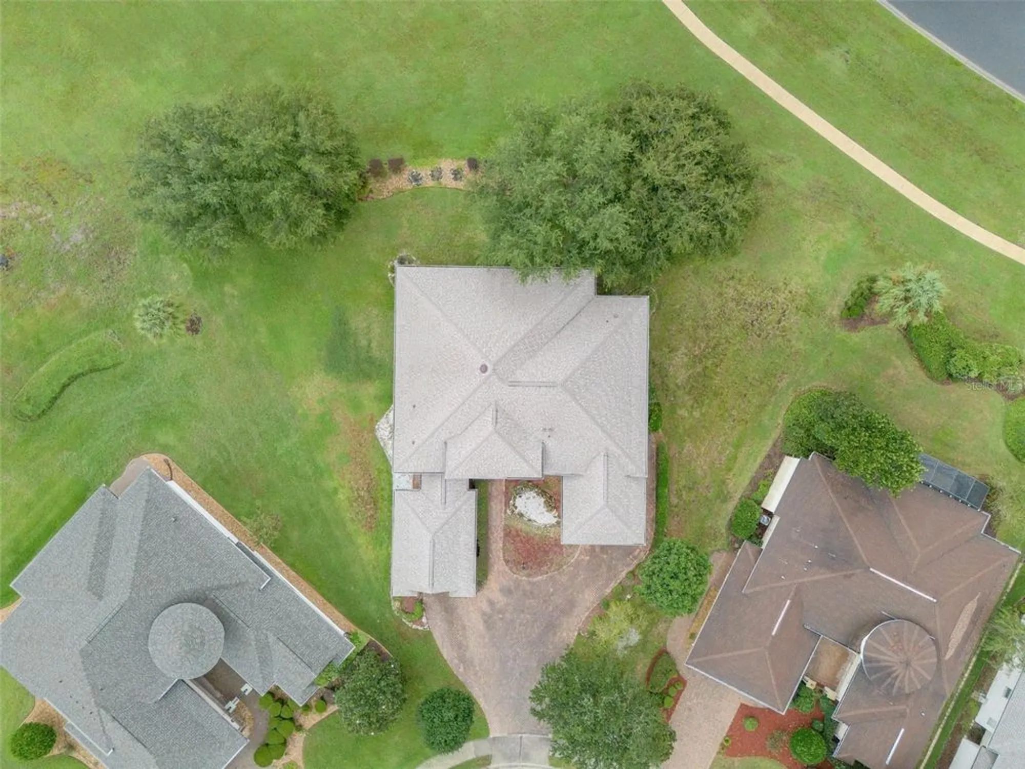 Property Slideshow image 31 of 34 | 38748 lakeview walk, Lady Lake, FL, 32159