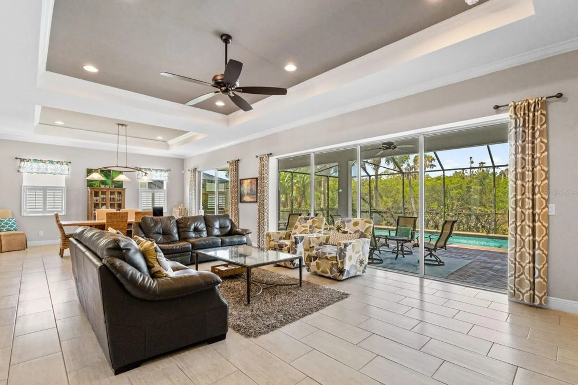 Property Slideshow image 15 of 94 | 5209 lake overlook ave, Bradenton, FL, 34208