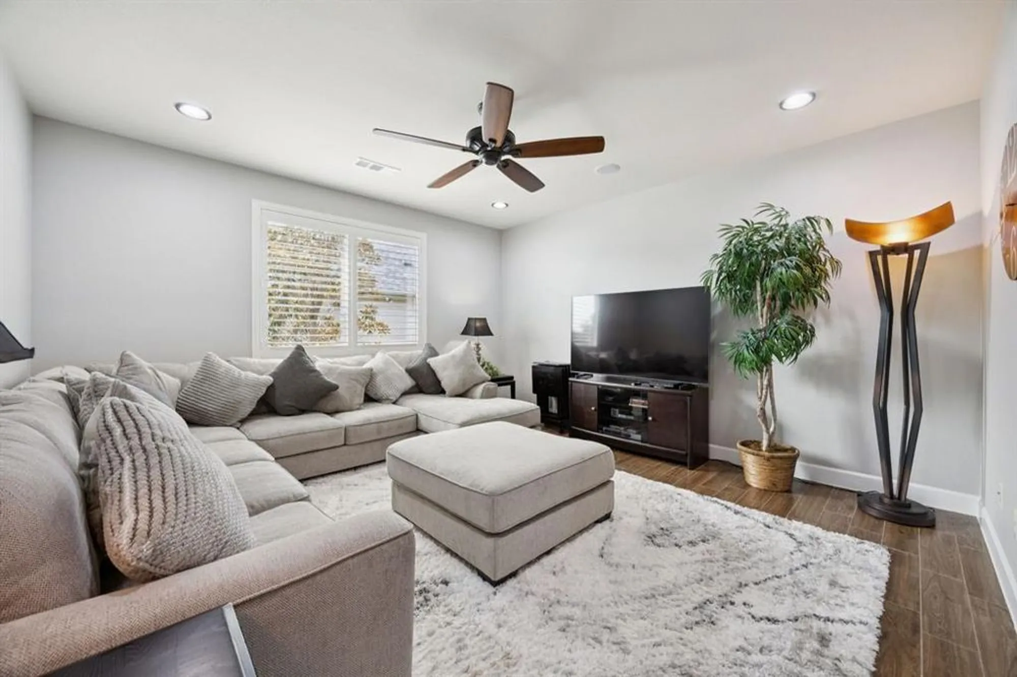 Property Slideshow image 20 of 38 | 12225 grosbeak dr, Denton, TX, 76207