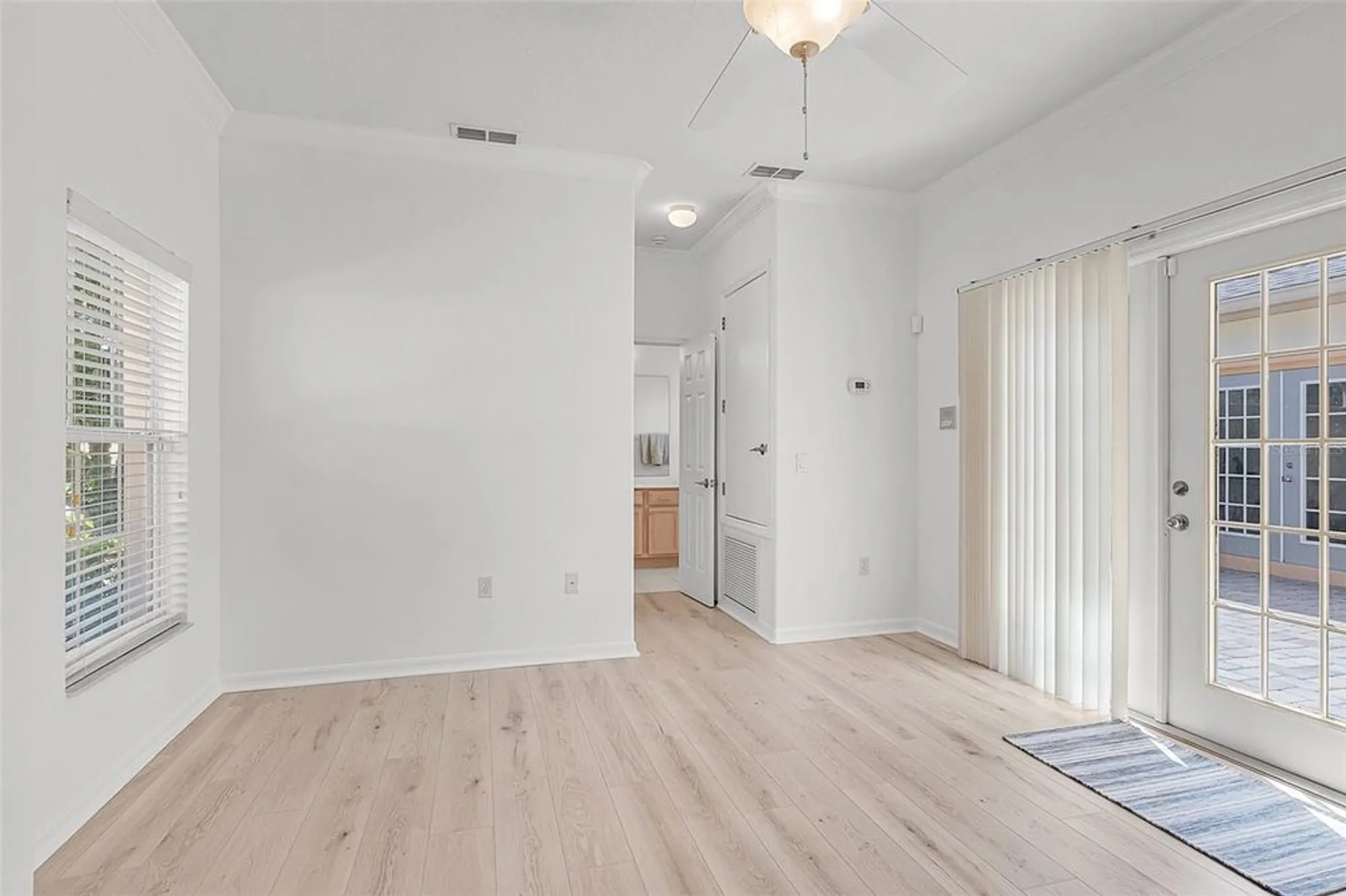 Property Slideshow image 36 of 89 | 917 shorehaven dr, Poinciana, FL, 34759