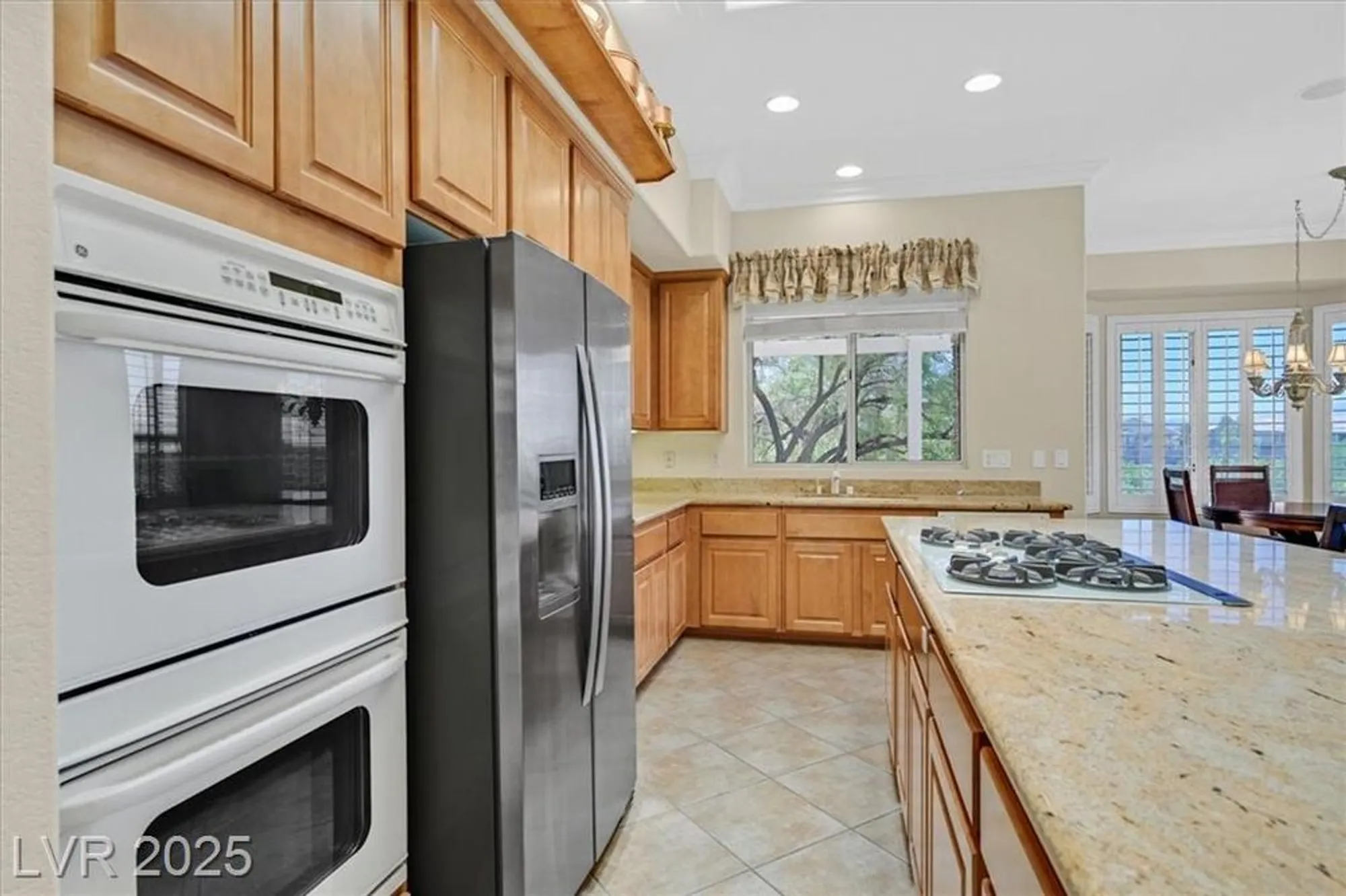 Property Slideshow image 15 of 64 | 2899 brook trout ct, Henderson, NV, 89052