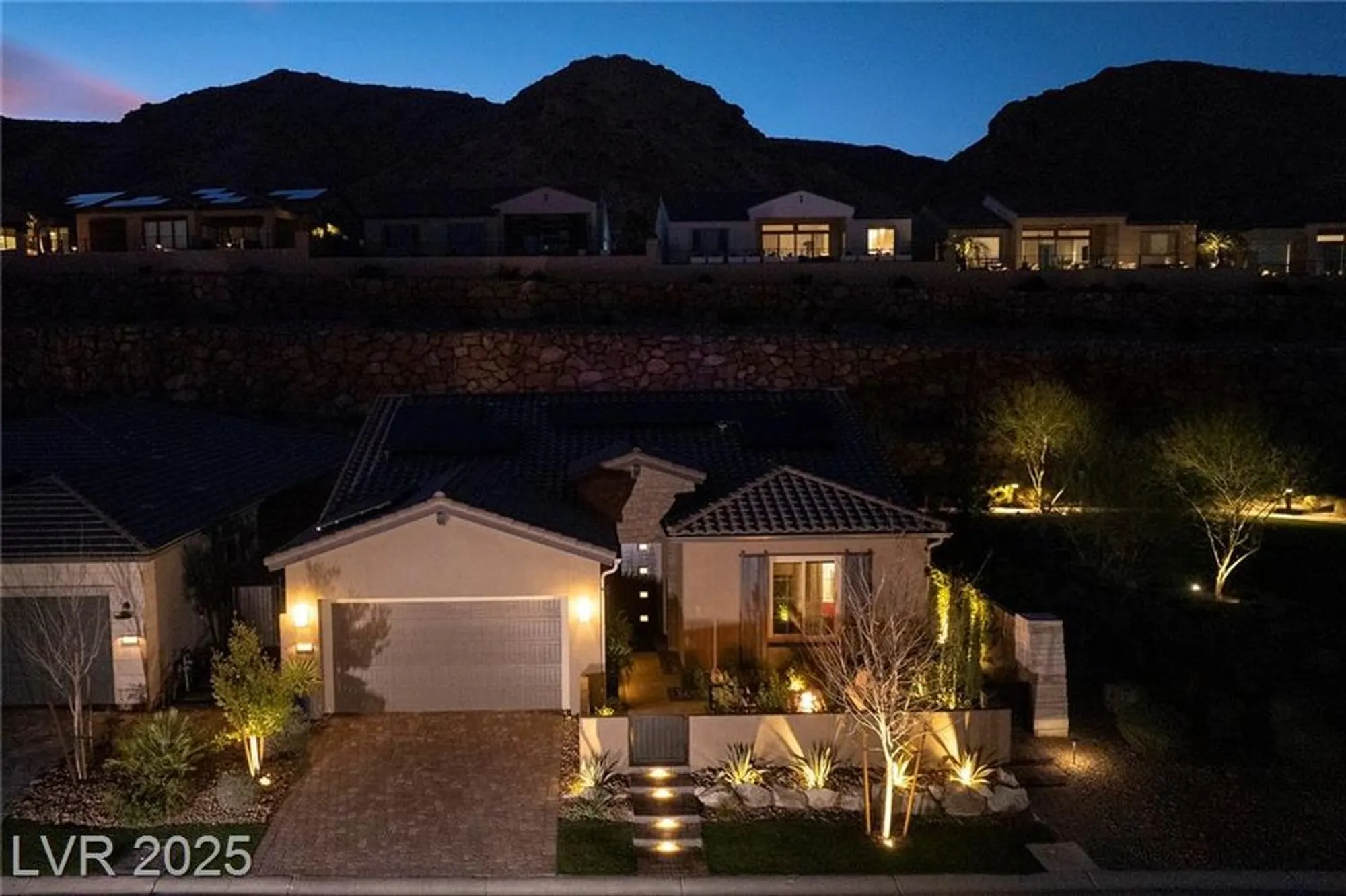Property Slideshow image 35 of 52 | 33 desert juniper ln, Henderson, NV, 89011