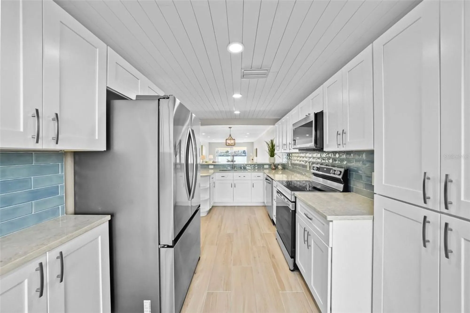 Property Slideshow image 22 of 54 | 642 boca ciega point blvd s, St Petersburg, FL, 33708