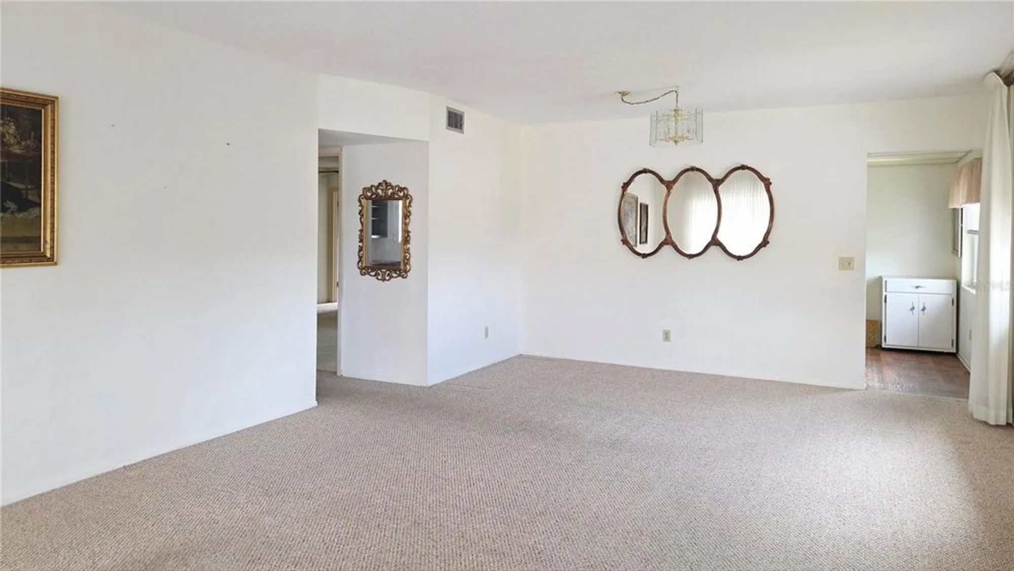 Property Slideshow image 3 of 35 | 2321 ecuadorian way 61, Clearwater, FL, 33763