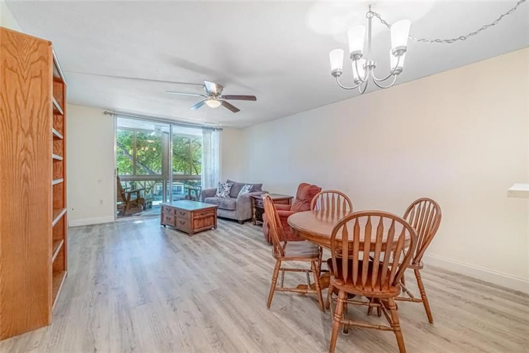 Property Slideshow image 9 of 37 | 9101 lime bay blvd apt 309, Tamarac, FL, 33321