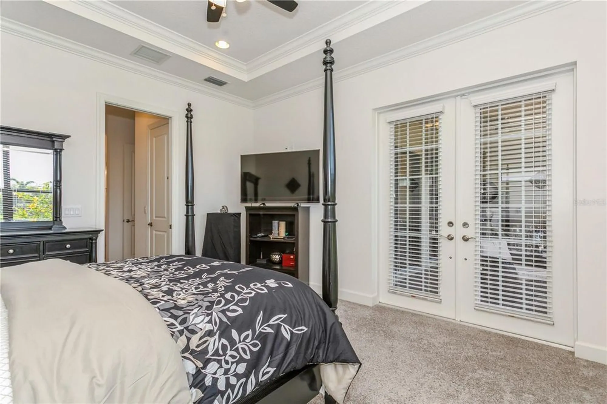 Property Slideshow image 19 of 67 | 5585 semolino st, Nokomis, FL, 34275