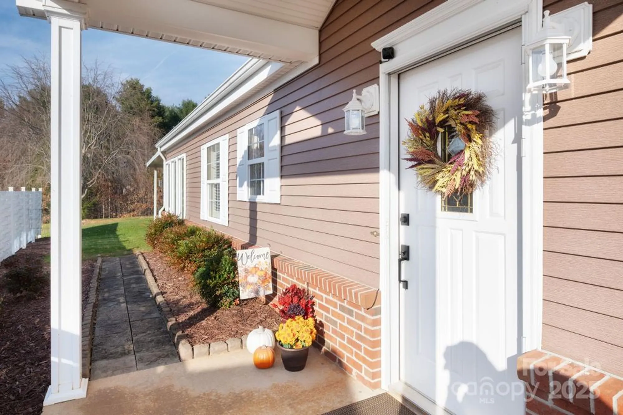 Property Slideshow image 27 of 40 | 11c heather way, Candler, NC, 28715