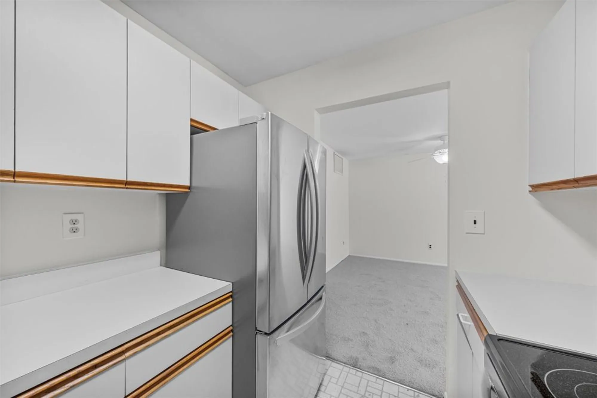 Property Slideshow image 12 of 37 | 156 carriage ct g, Yorktown Heights, NY, 10598