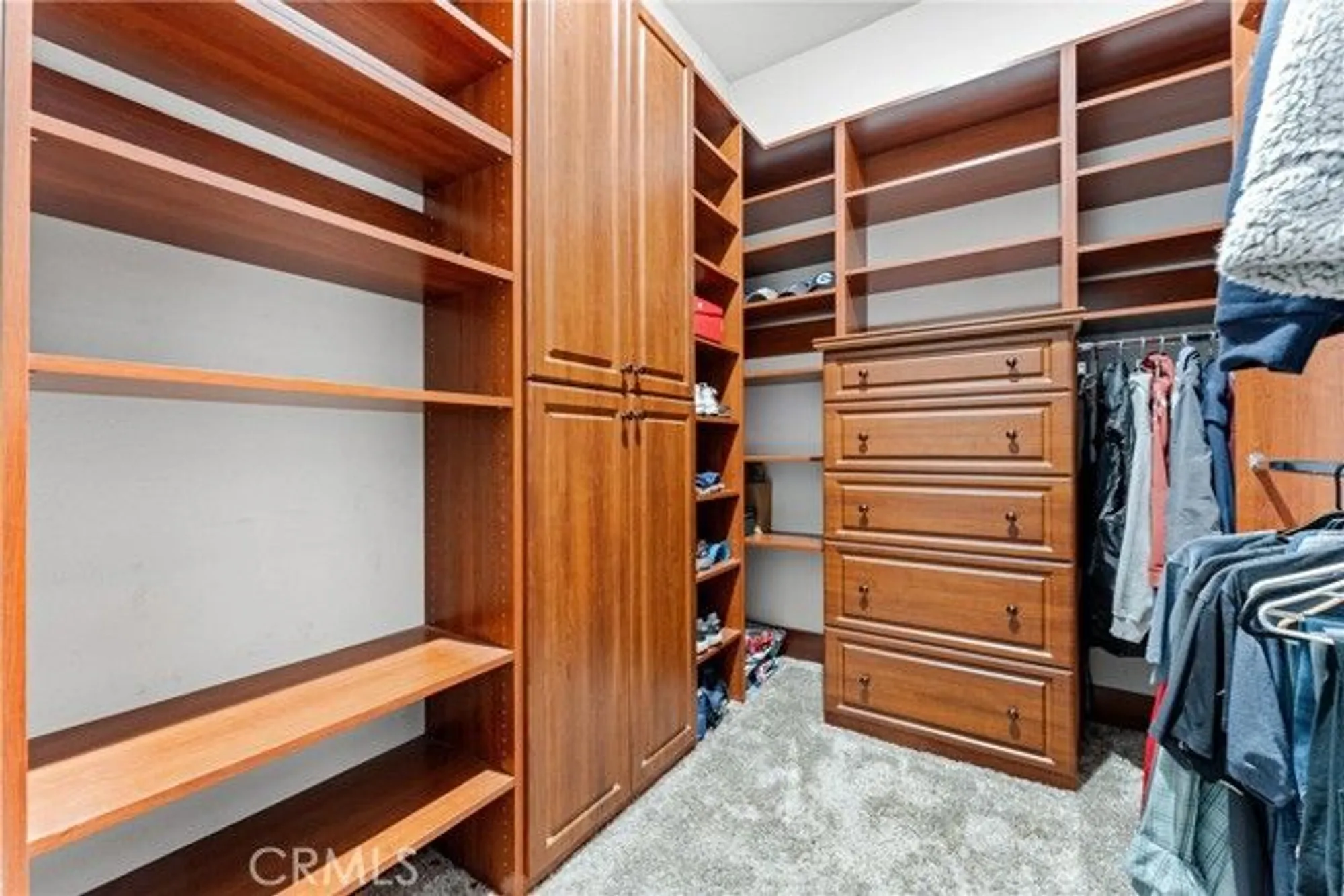 Property Slideshow image 26 of 48 | 24217 fawnskin dr, Corona, CA, 92883