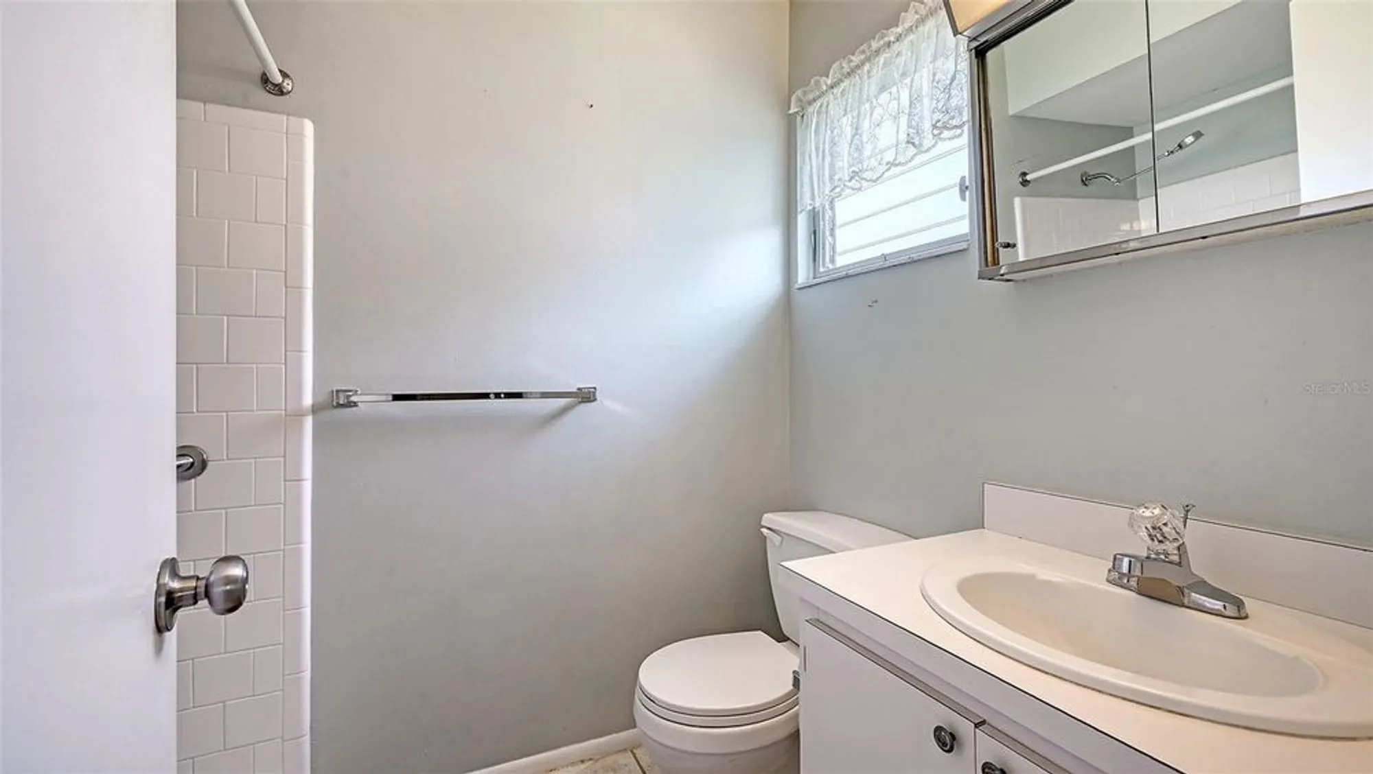 Property Slideshow image 21 of 47 | 5474 riverbluff cir v35, Sarasota, FL, 34231