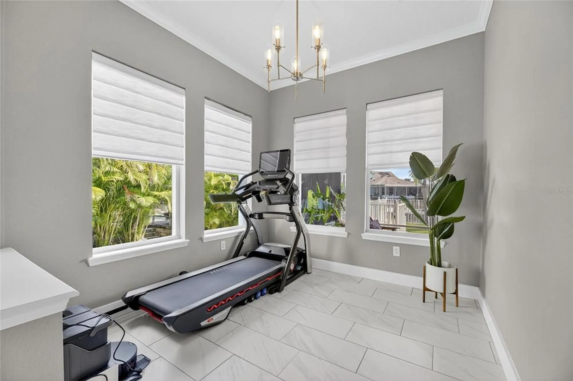 Property Slideshow image 44 of 66 | 526 islebay dr, Apollo Beach, FL, 33572