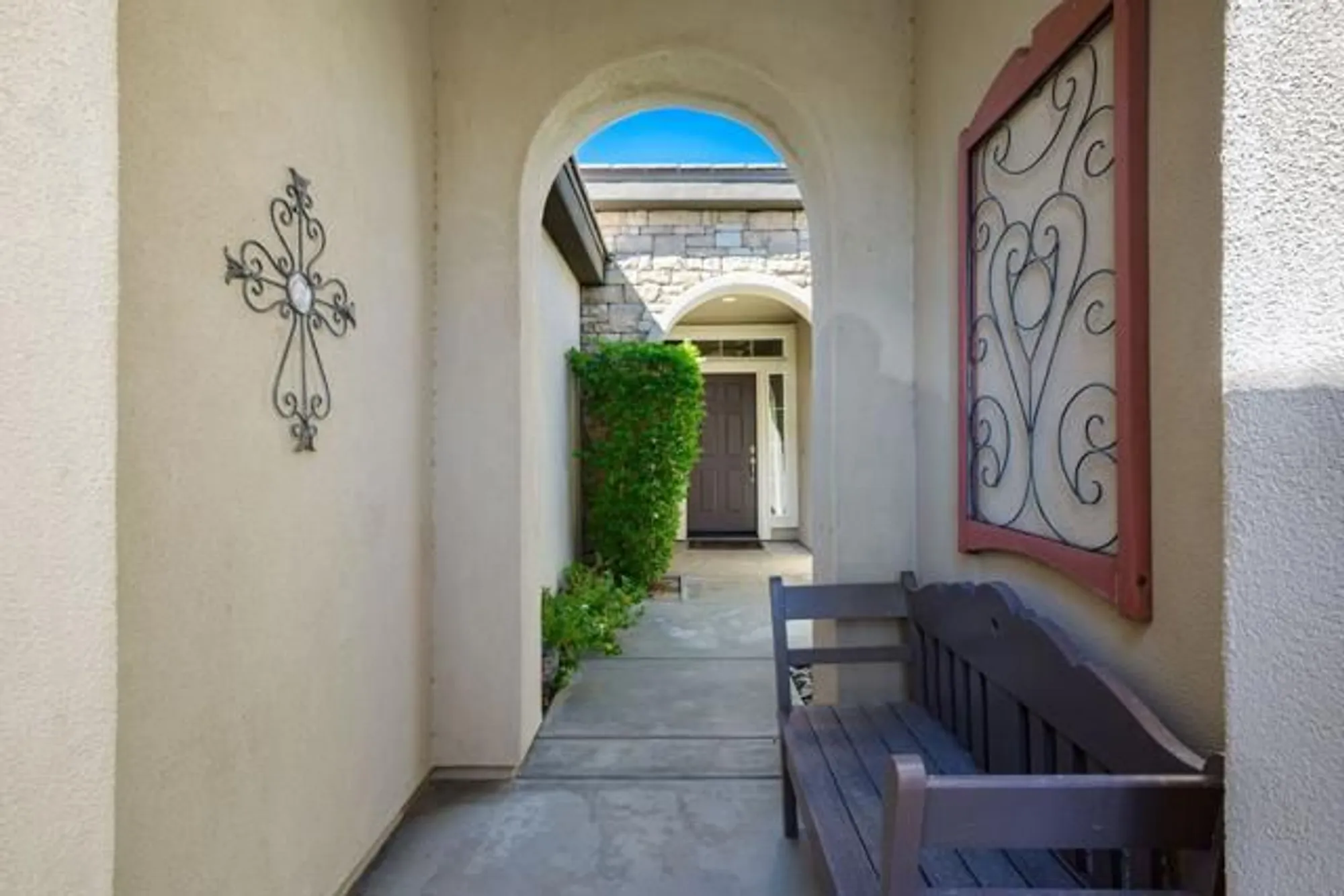 Property Slideshow image 5 of 48 | 60119 honeysuckle st, La Quinta, CA, 92253