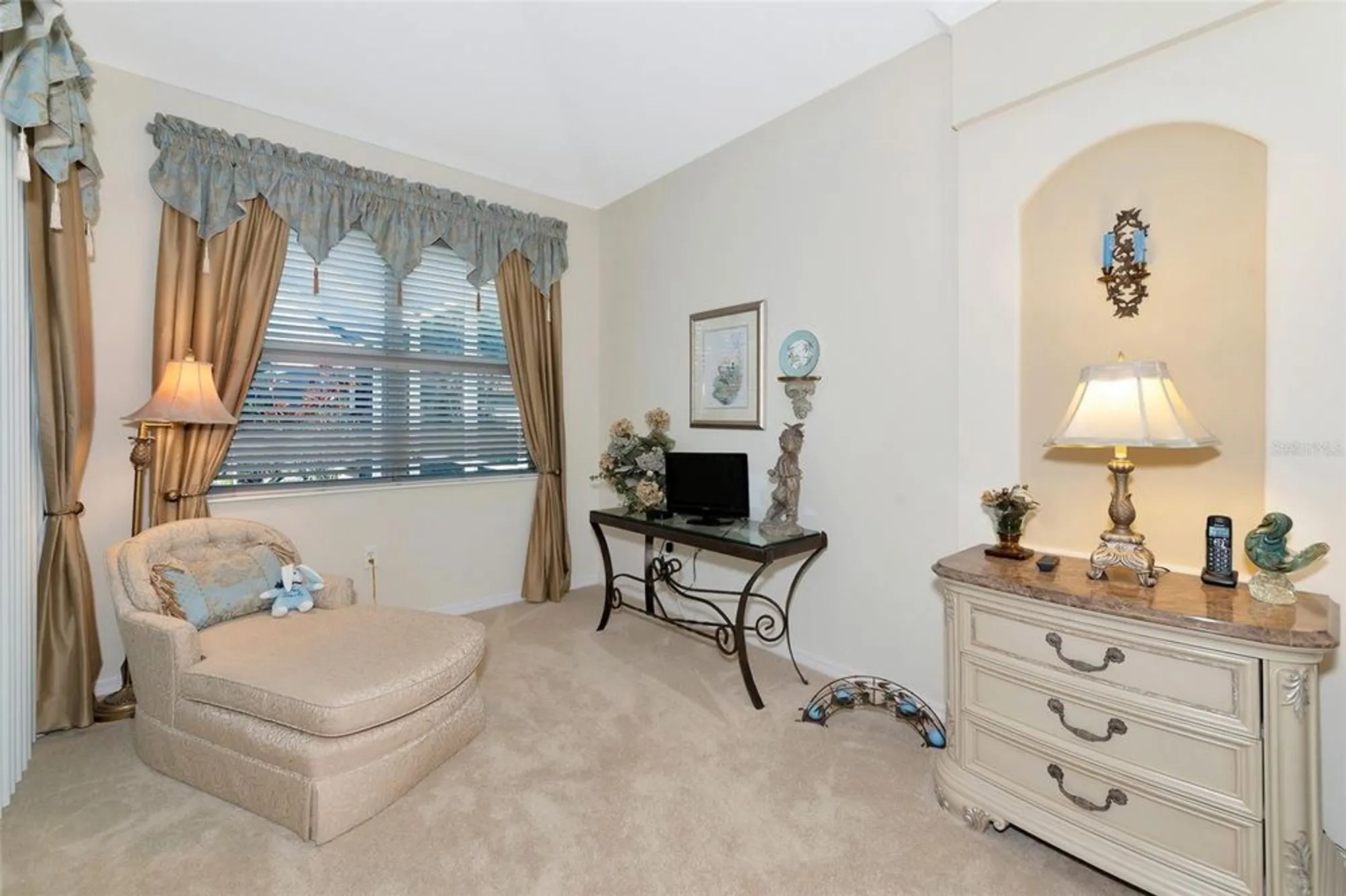 Property Slideshow image 7 of 34 | 6442 tailfeather way, Bradenton, FL, 34203