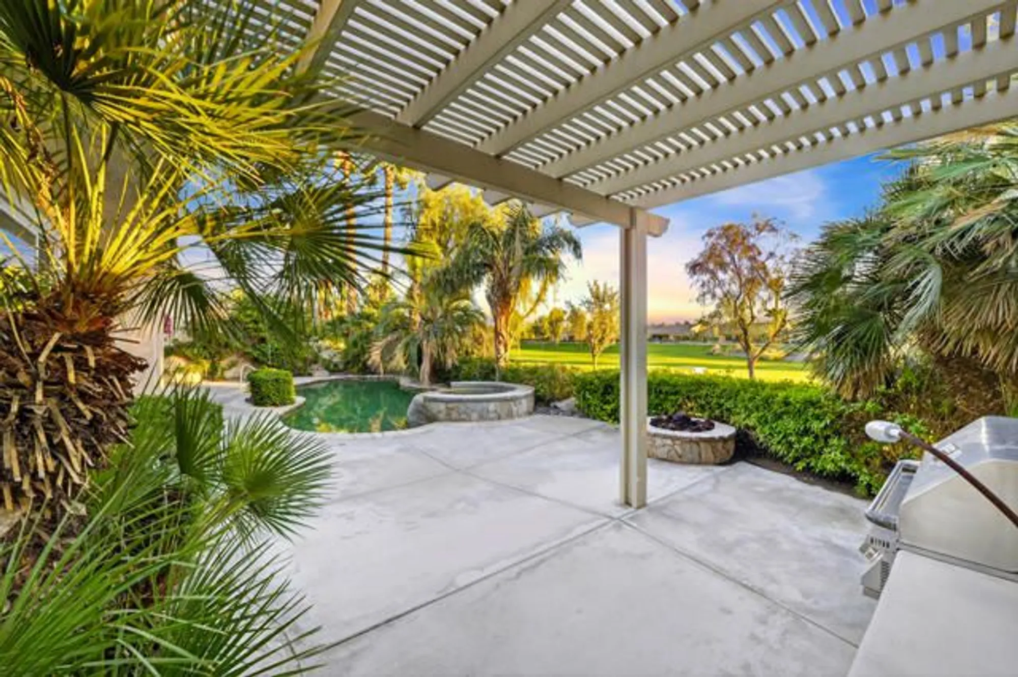 Property Slideshow image 50 of 69 | 81073 avenida tres lagunas, Indio, CA, 92203