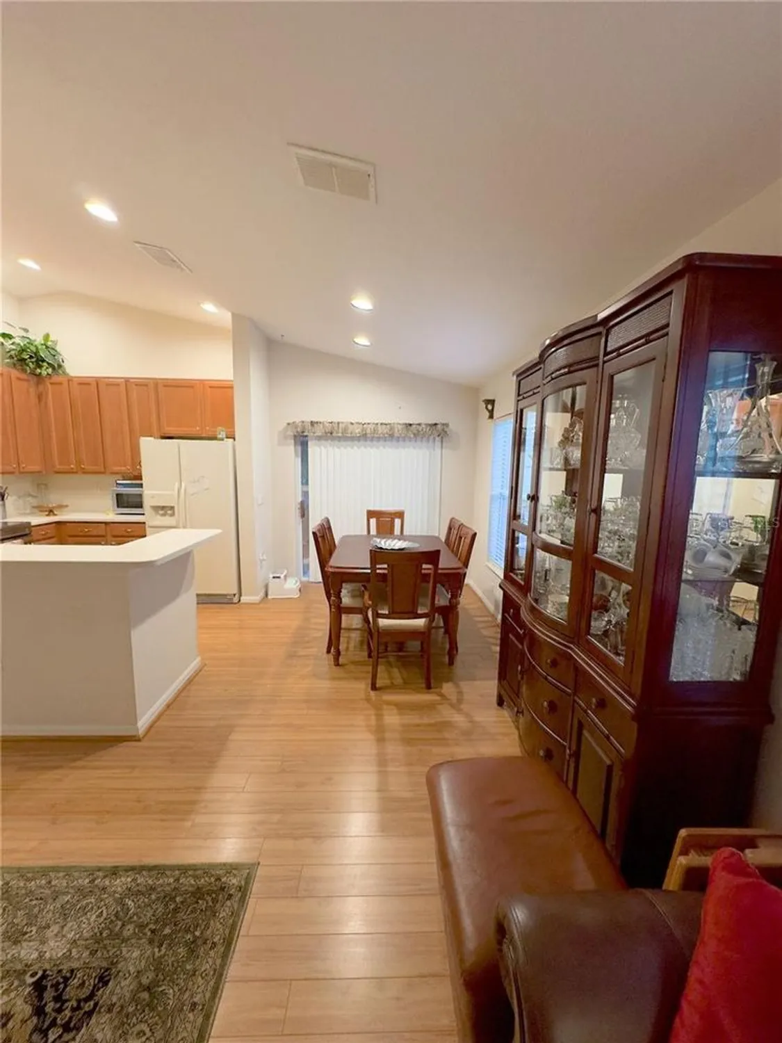 Property Slideshow image 20 of 29 | 2931 walnut grove ct, Holiday, FL, 34691