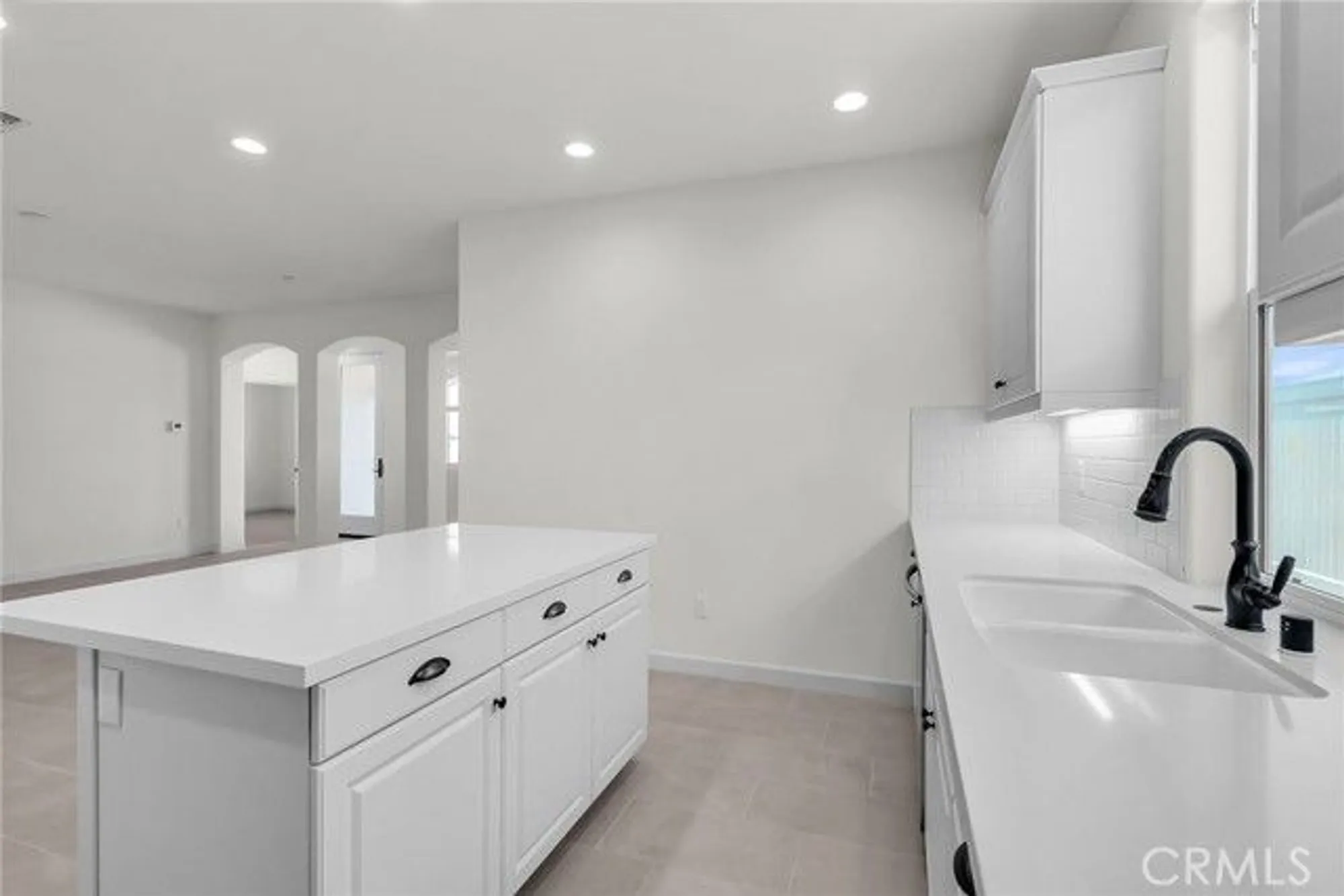 Property Slideshow image 9 of 38 | 7432 desert sky dr, Yucca Valley, CA, 92284