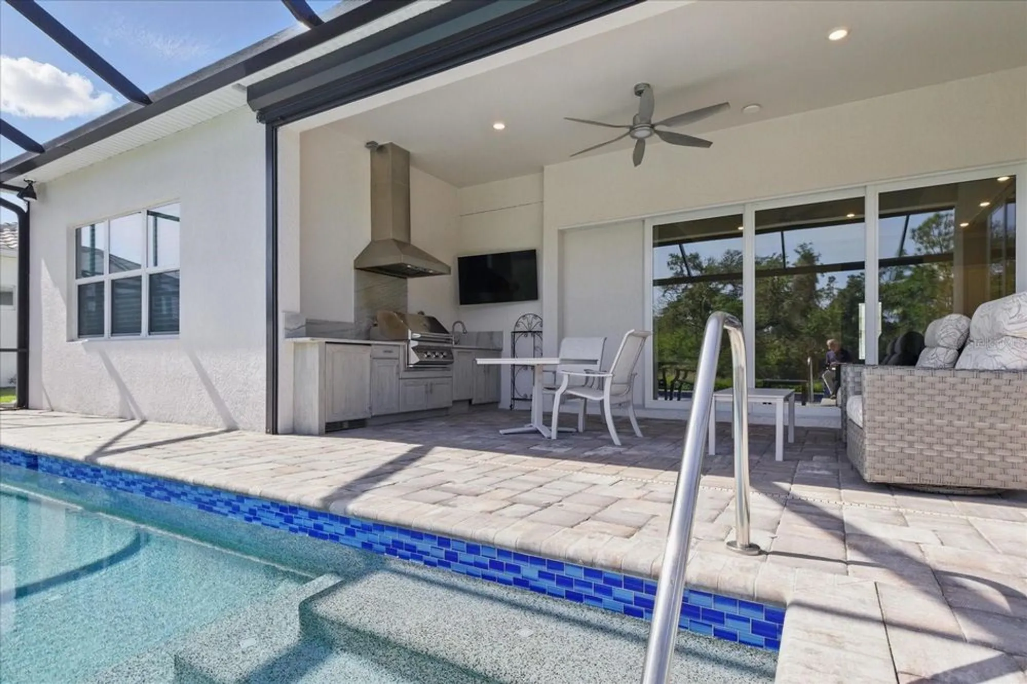 Property Slideshow image 5 of 58 | 10136 coral shore dr, Englewood, FL, 34223