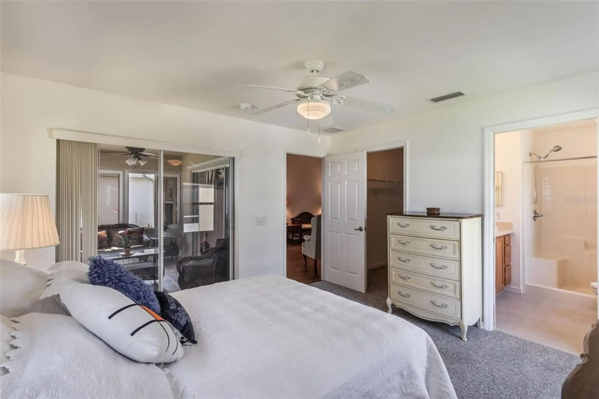 Property Slideshow image 18 of 36 | 284 lake suzanne dr, Lake Wales, FL, 33859