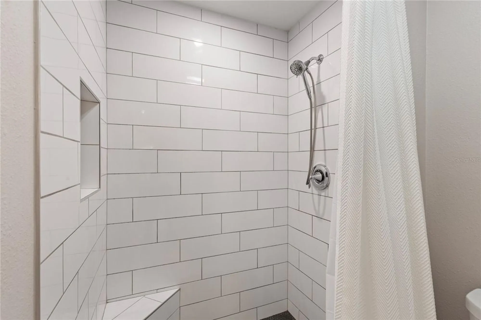 Property Slideshow image 35 of 54 | 2216 sequoia dr, Clearwater, FL, 33763