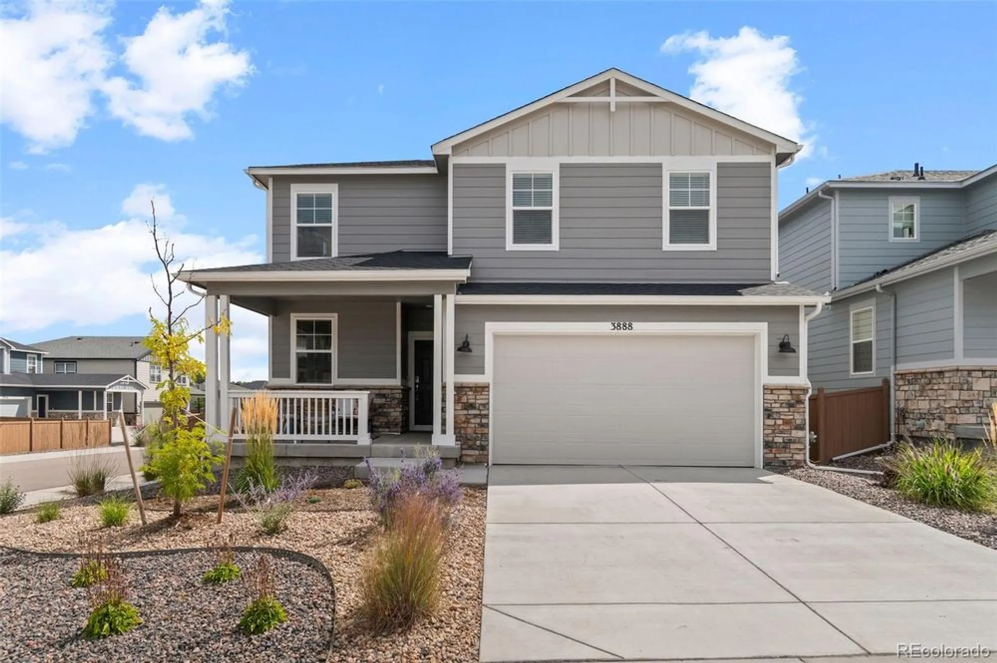Property Slideshow image 1 of 39 | 3888 red valley ln, Castle Rock, CO, 80104