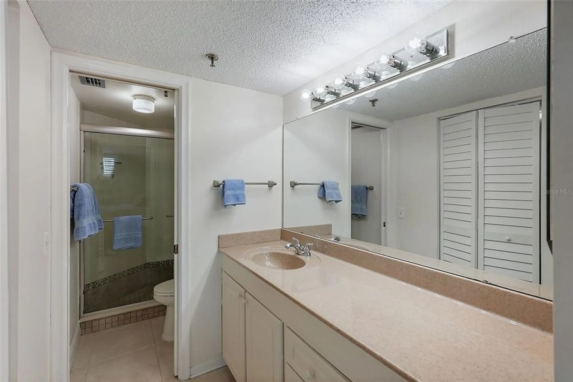 Property Slideshow image 22 of 42 | 6322 palma del mar blvd s apt 706, St Petersburg, FL, 33715