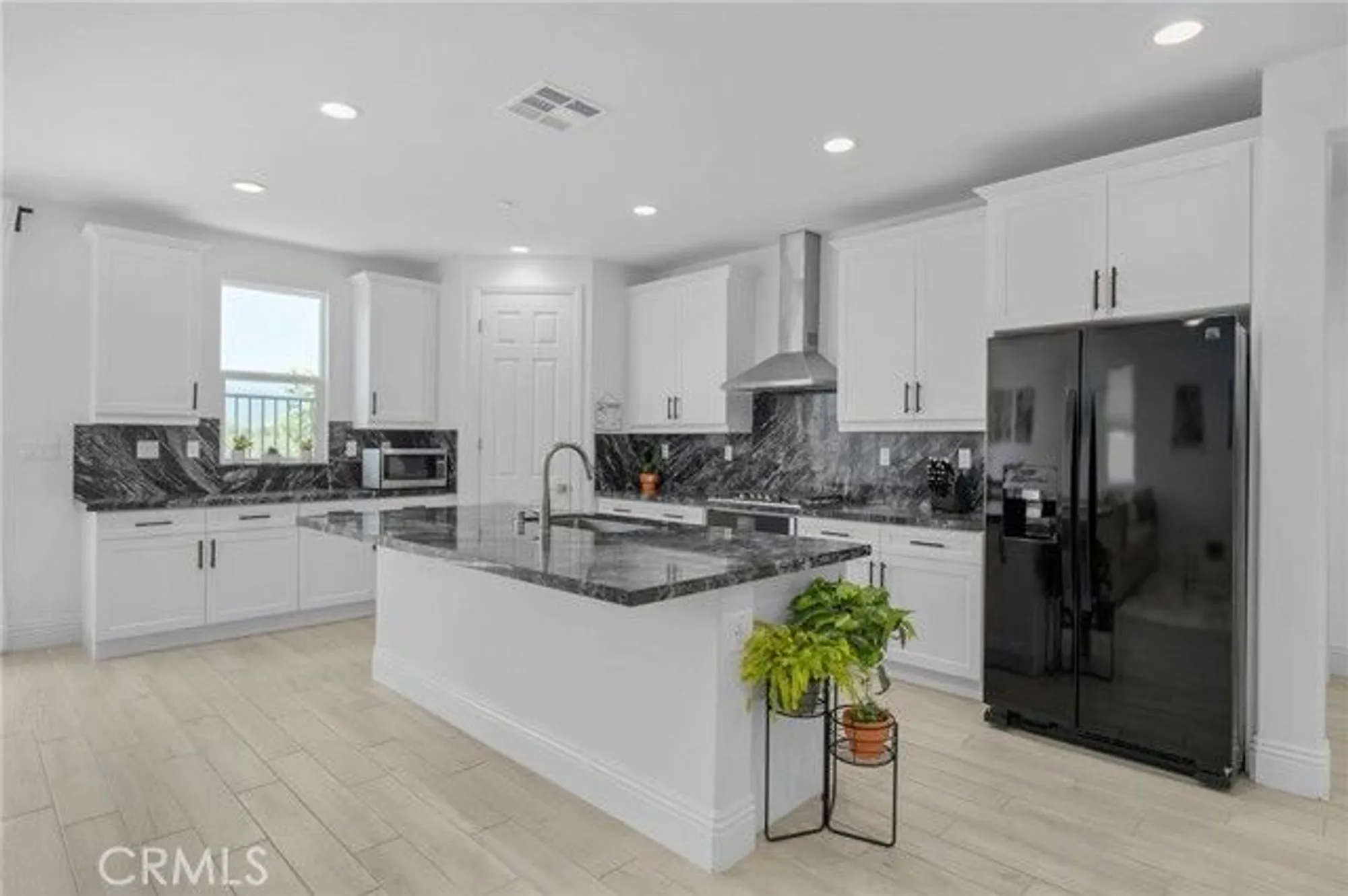 Property Slideshow image 7 of 39 | 24205 selwood dr, Corona, CA, 92883