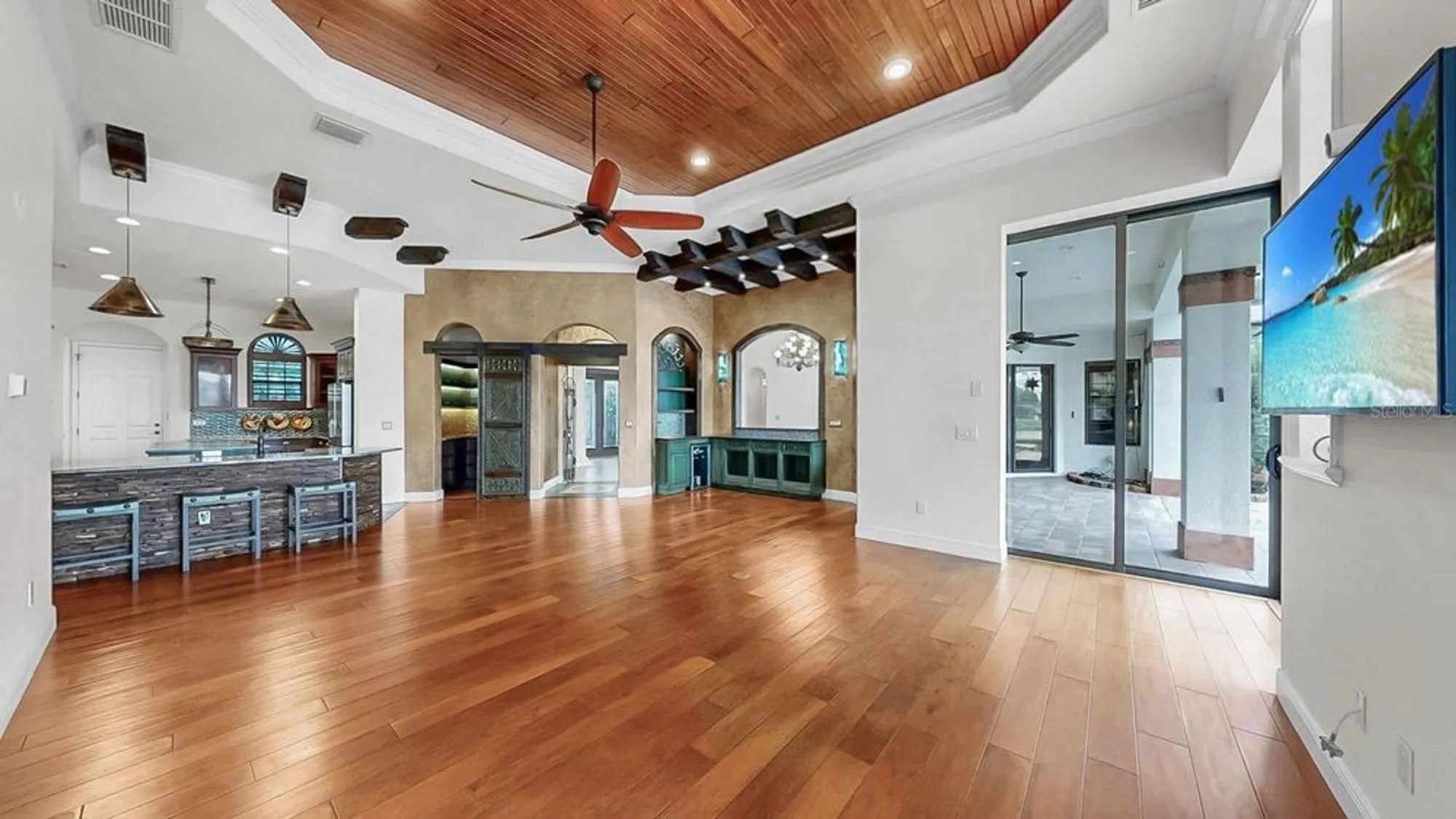 Property Slideshow image 17 of 82 | 5417 tybee island dr, Apollo Beach, FL, 33572