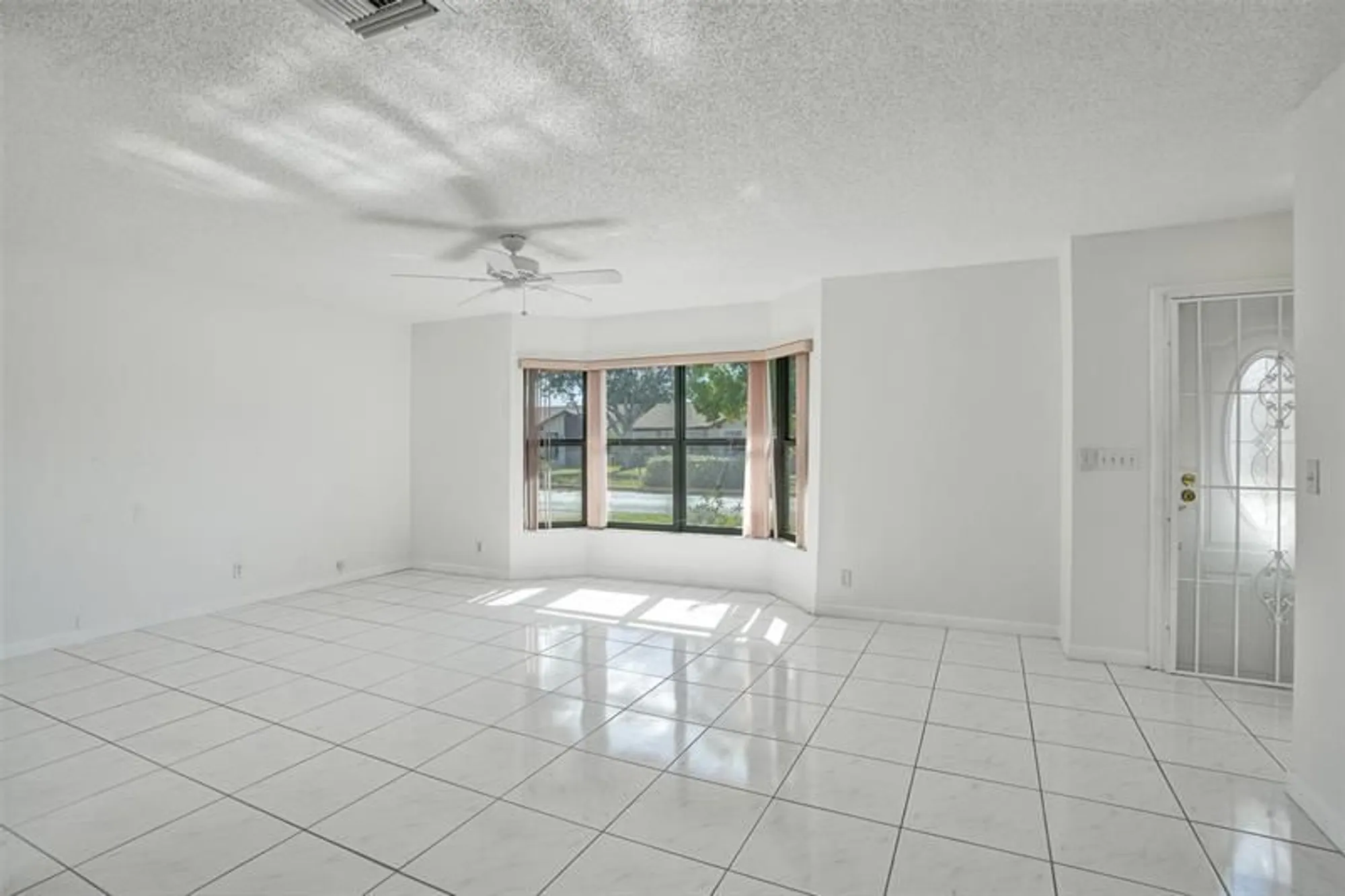 Property Slideshow image 7 of 68 | 2359 sw 16th dr, Deerfield Beach, FL, 33442