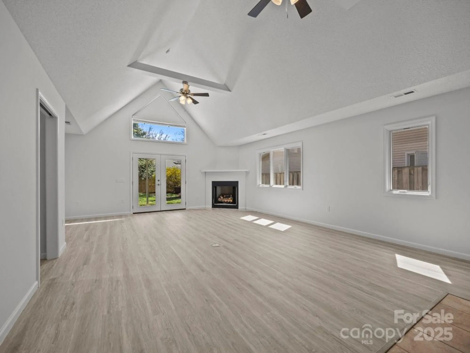 Property Slideshow image 6 of 46 | 34 beekeeper trl, Swannanoa, NC, 28778