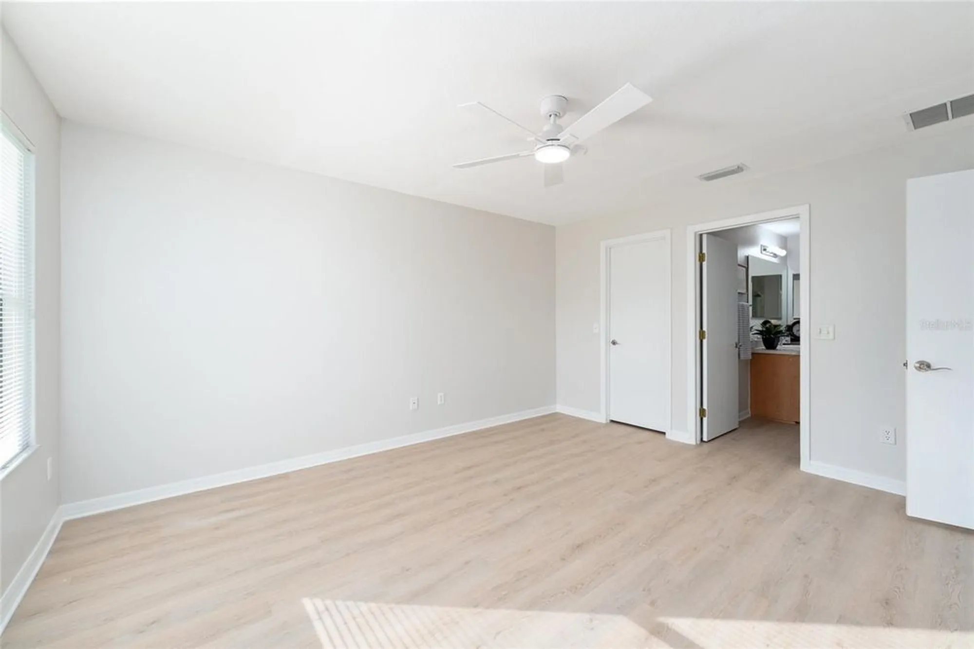 Property Slideshow image 20 of 46 | 2434 tatum ter, The Villages, FL, 32162